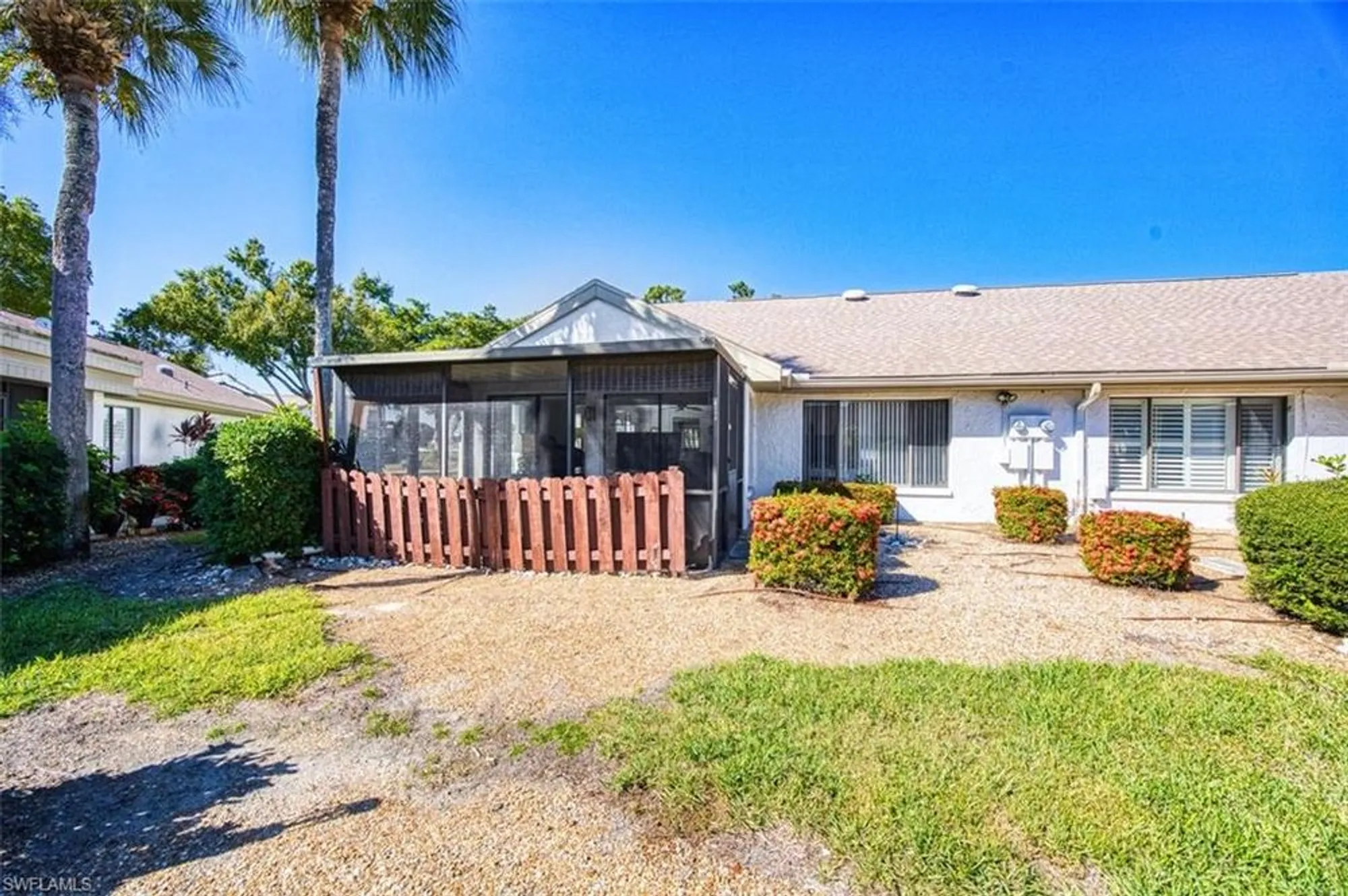 Property Slideshow image 28 of 50 | 1844 pine glade cir, Fort Myers, FL, 33907