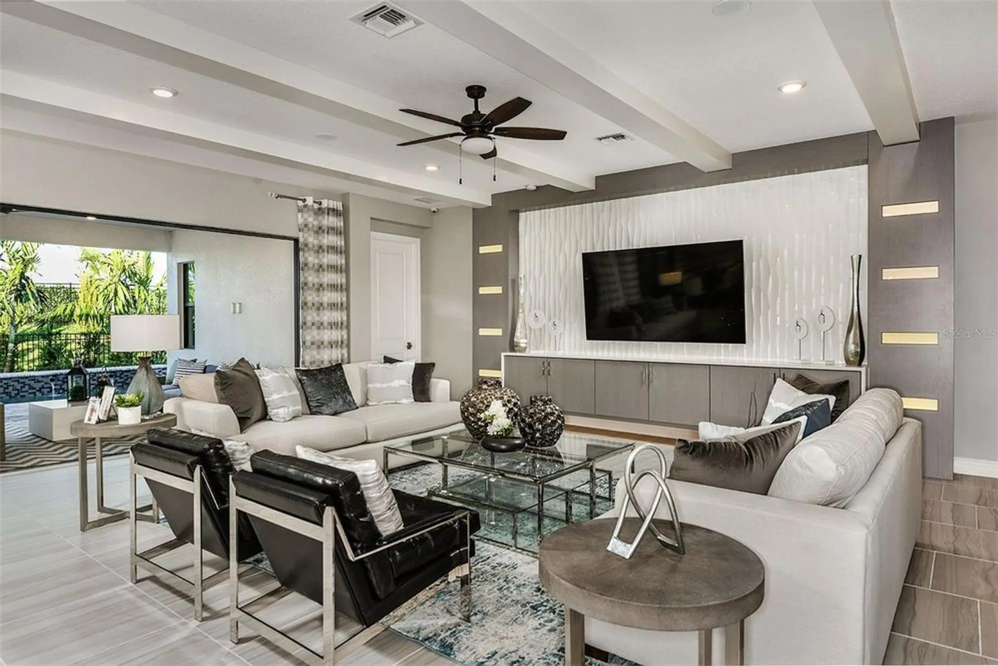 Property Slideshow image 19 of 78 | 18225 cresswind ter, Lakewood Ranch, FL, 34211