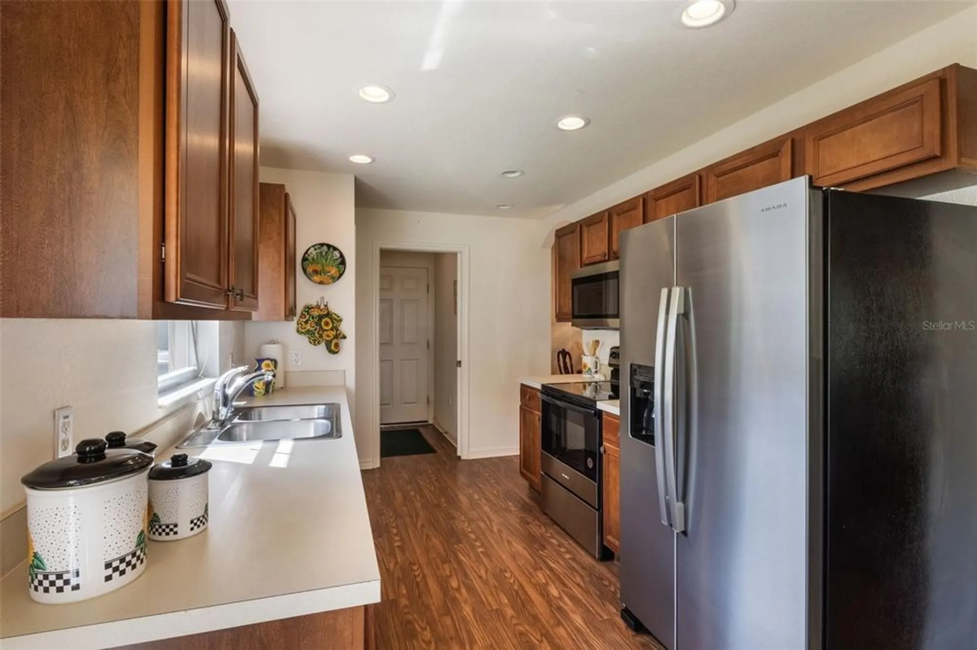 Property Slideshow image 9 of 36 | 284 lake suzanne dr, Lake Wales, FL, 33859