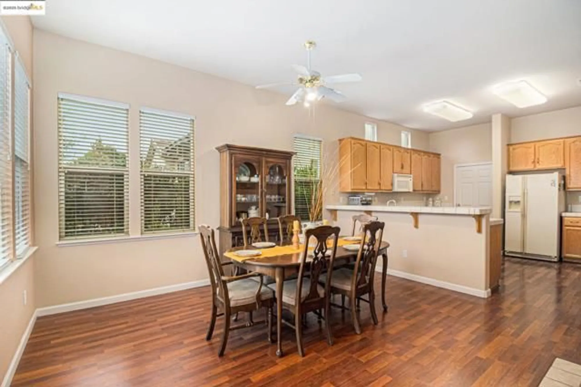 Property Slideshow image 13 of 40 | 1951 desert gold pl, Brentwood, CA, 94513