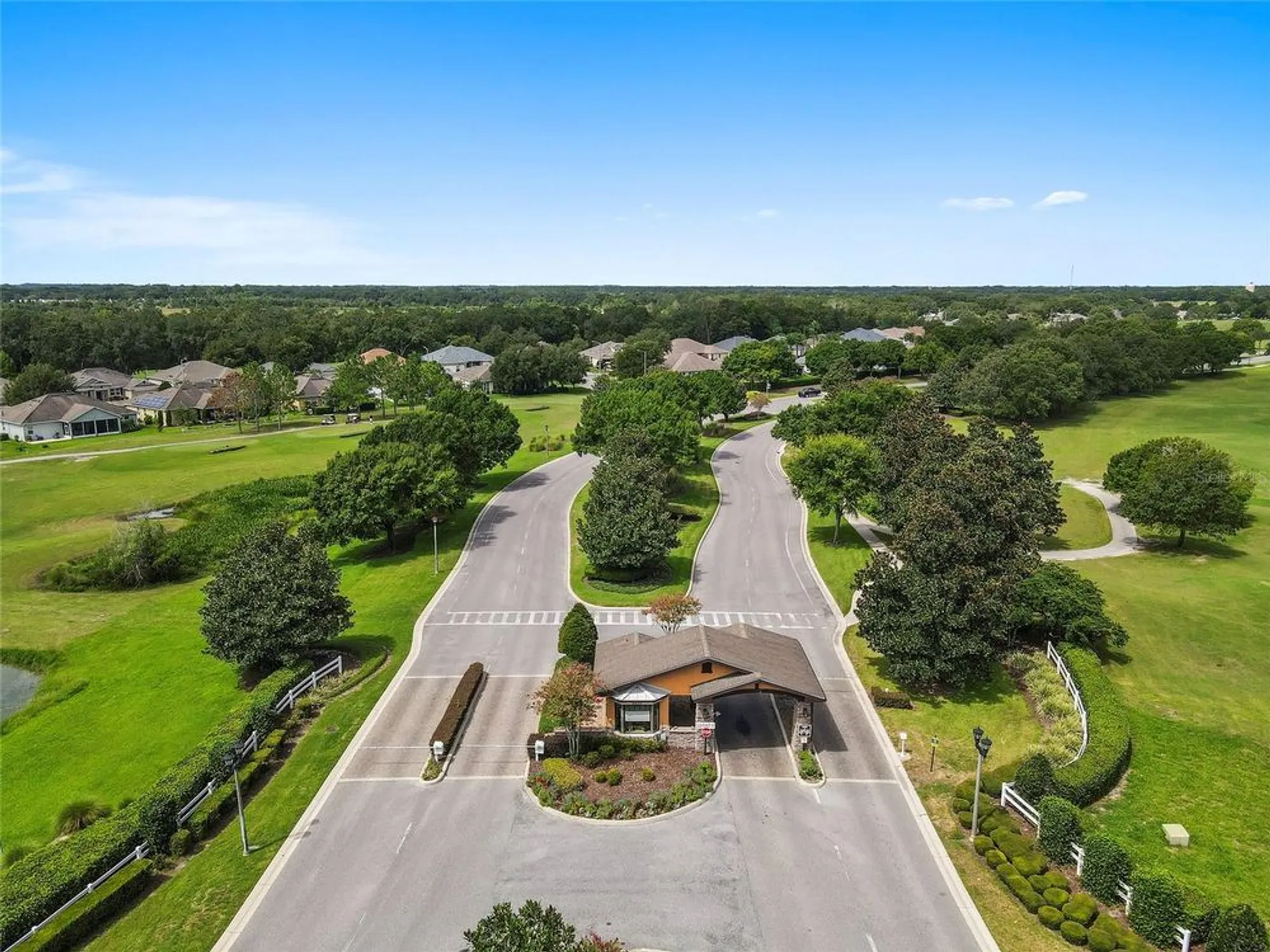 Property Slideshow image 43 of 58 | 26555 manassas dr, Leesburg, FL, 34748