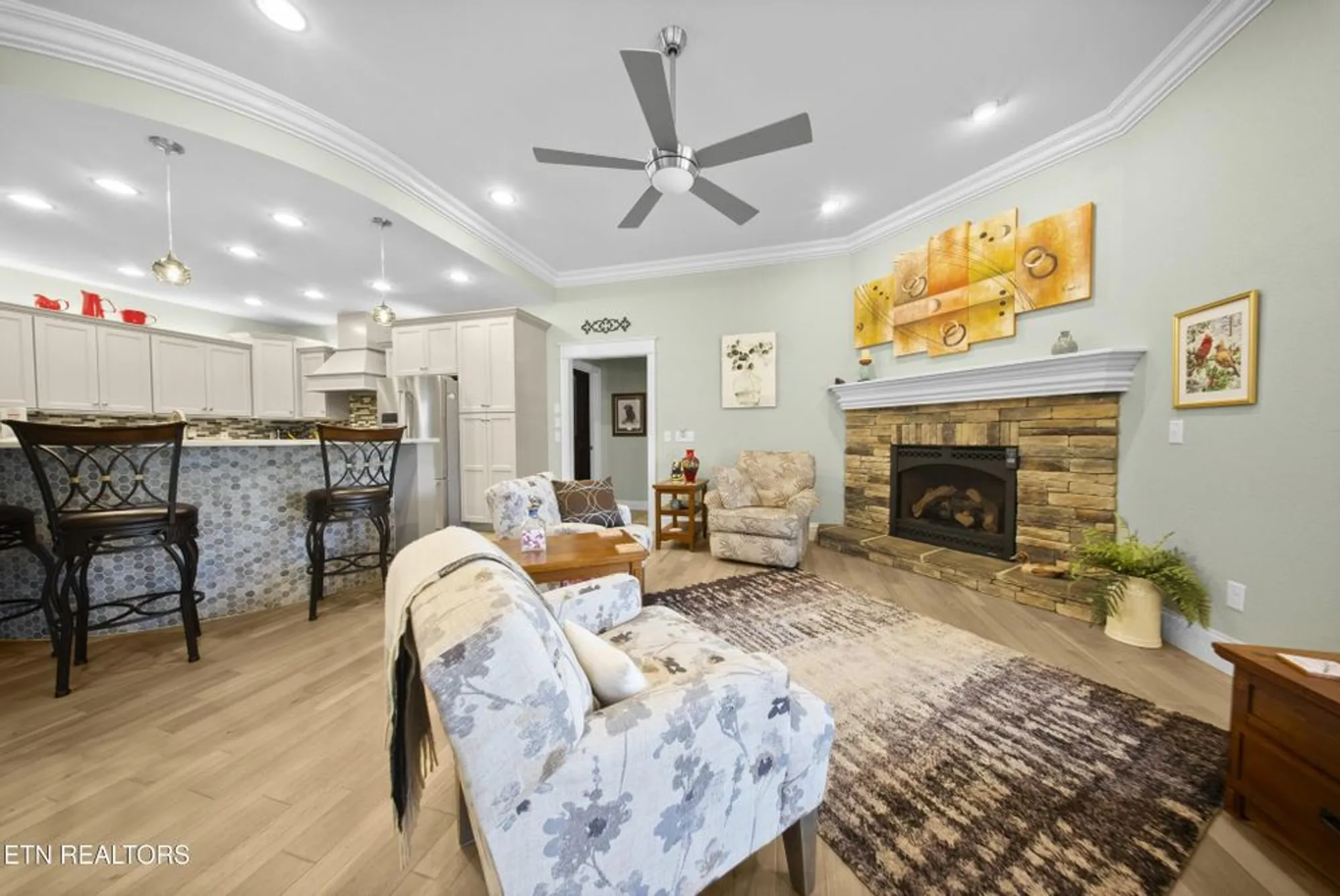 Property Slideshow image 12 of 54 | 12 edgemere ct, Crossville, TN, 38558