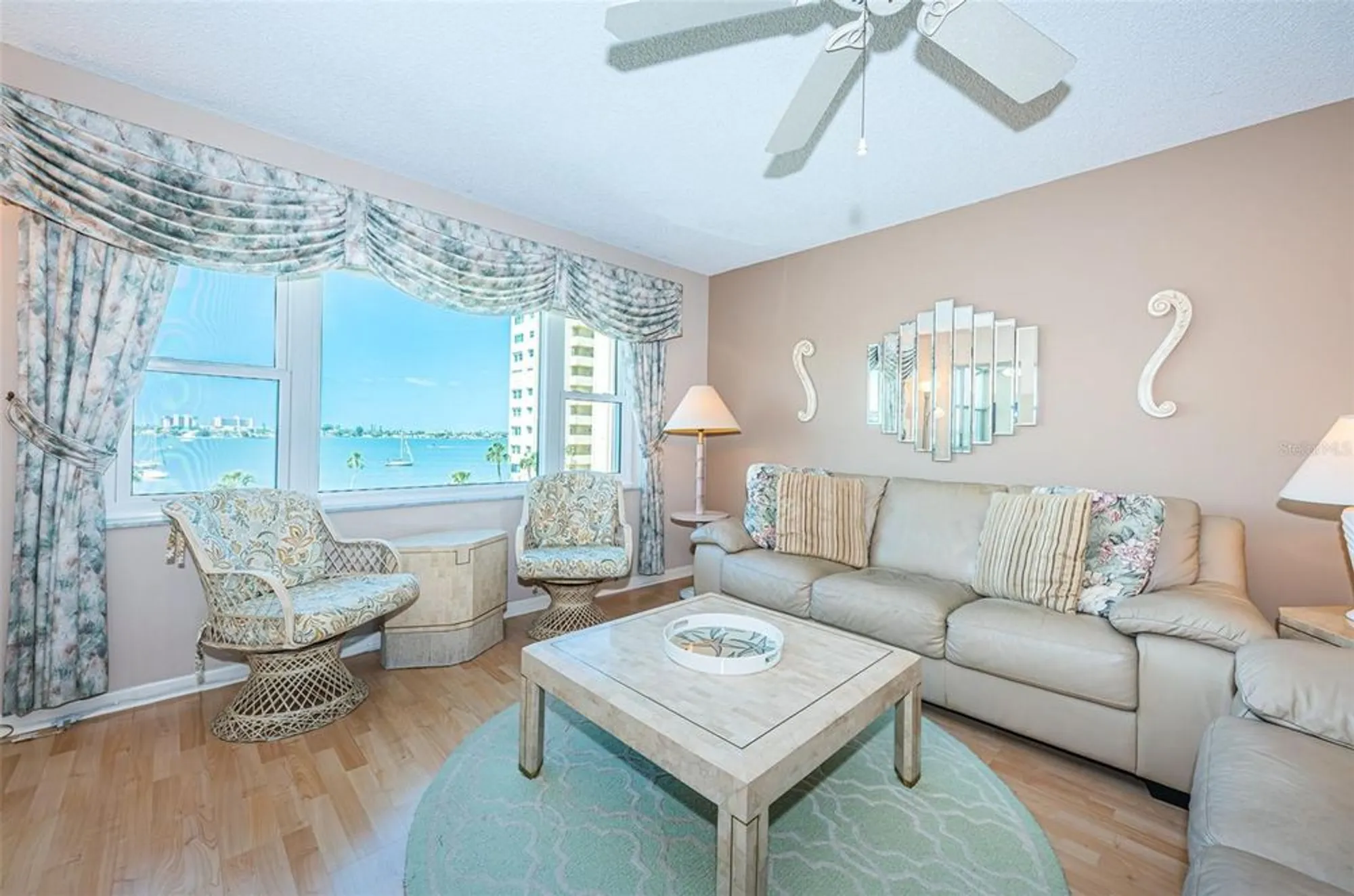 Property Slideshow image 11 of 50 | 4550 cove cir apt 502, St Petersburg, FL, 33708