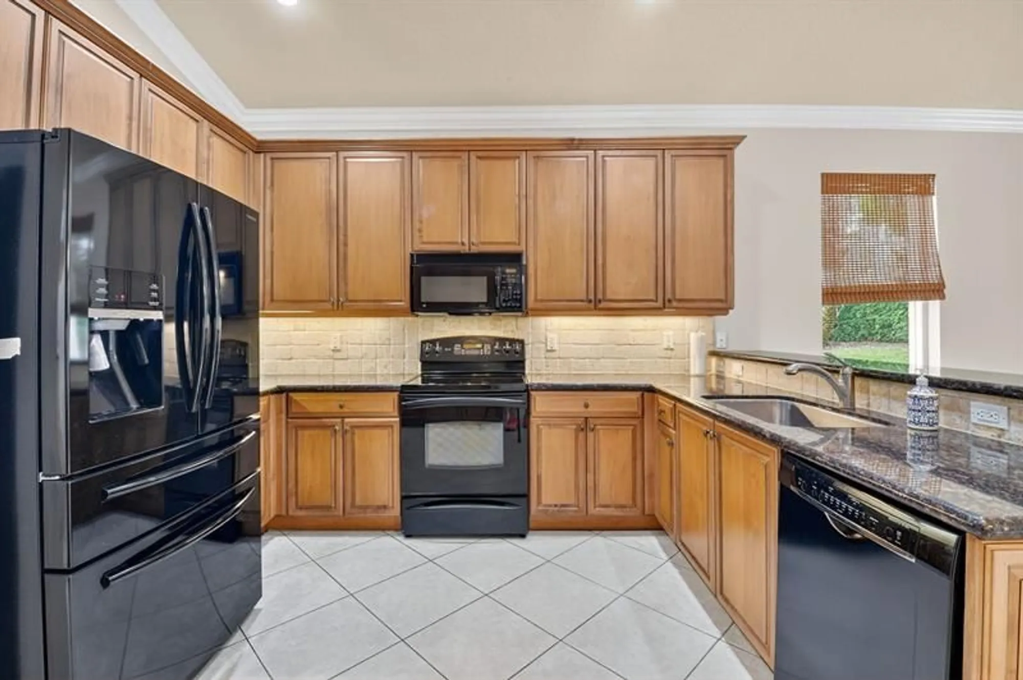 Property Slideshow image 24 of 64 | 8871 majorca bay dr, Lake Worth, FL, 33467