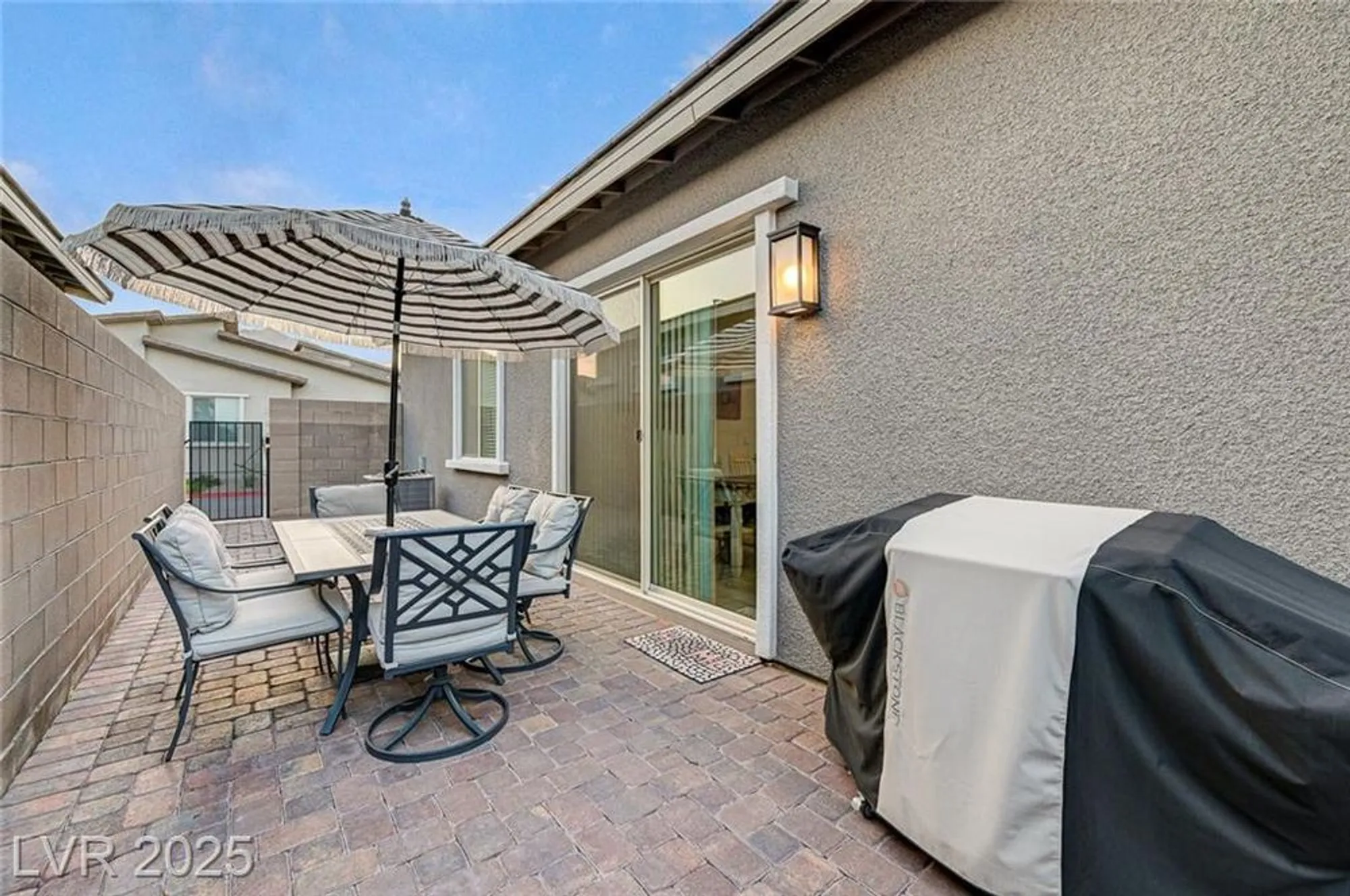 Property Slideshow image 41 of 67 | 912 allister fields ln, Las Vegas, NV, 89138