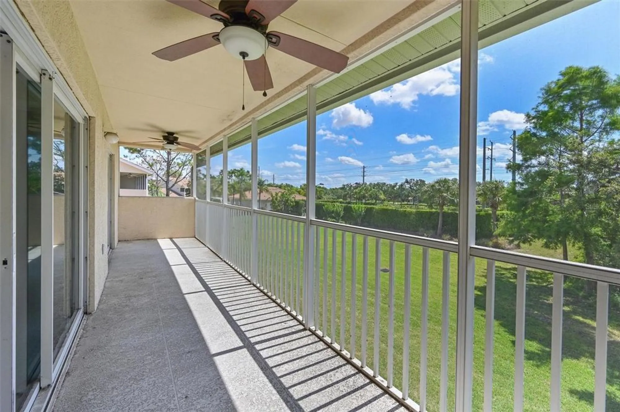 Property Slideshow image 17 of 28 | 6335 bay cedar ln, Bradenton, FL, 34203