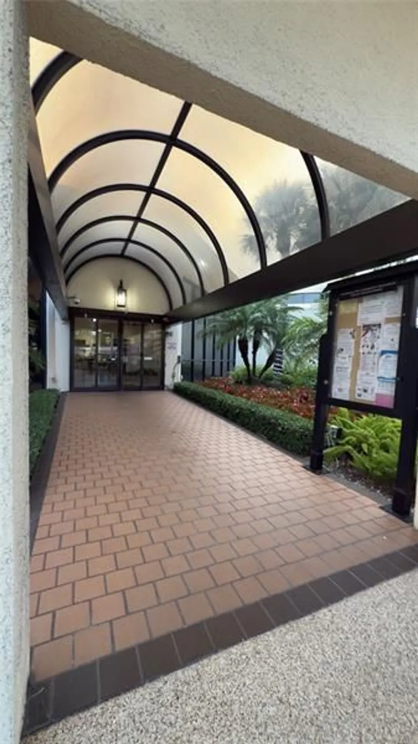 Property Slideshow image 63 of 73 | 1084 nw 83rd ave # 1084, Plantation, FL, 33322