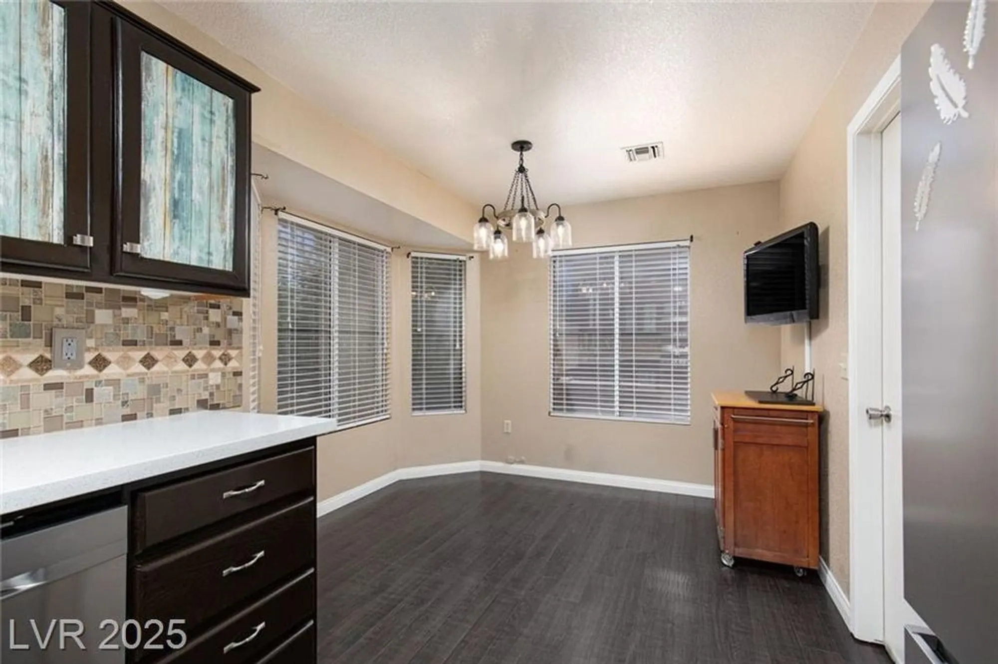 Property Slideshow image 10 of 33 | 9705 blue bell dr, Las Vegas, NV, 89134