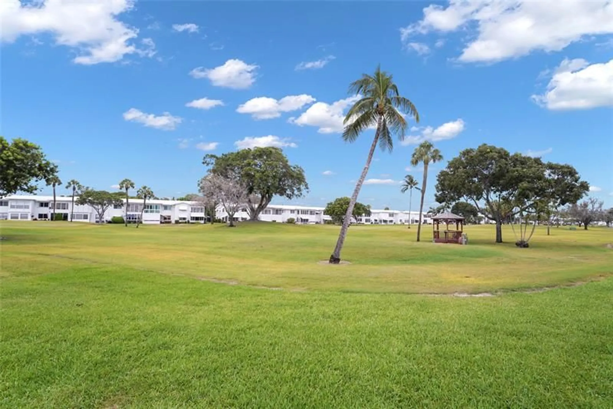 Property Slideshow image 51 of 58 | 260 s golf blvd, Pompano Beach, FL, 33064
