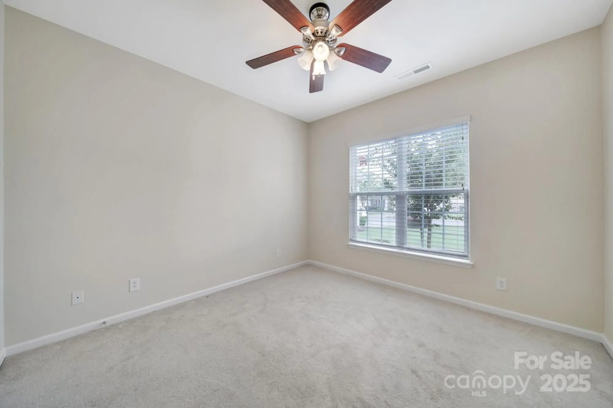 Property Slideshow image 24 of 48 | 1024 mesa verde dr, Fort Mill, SC, 29707