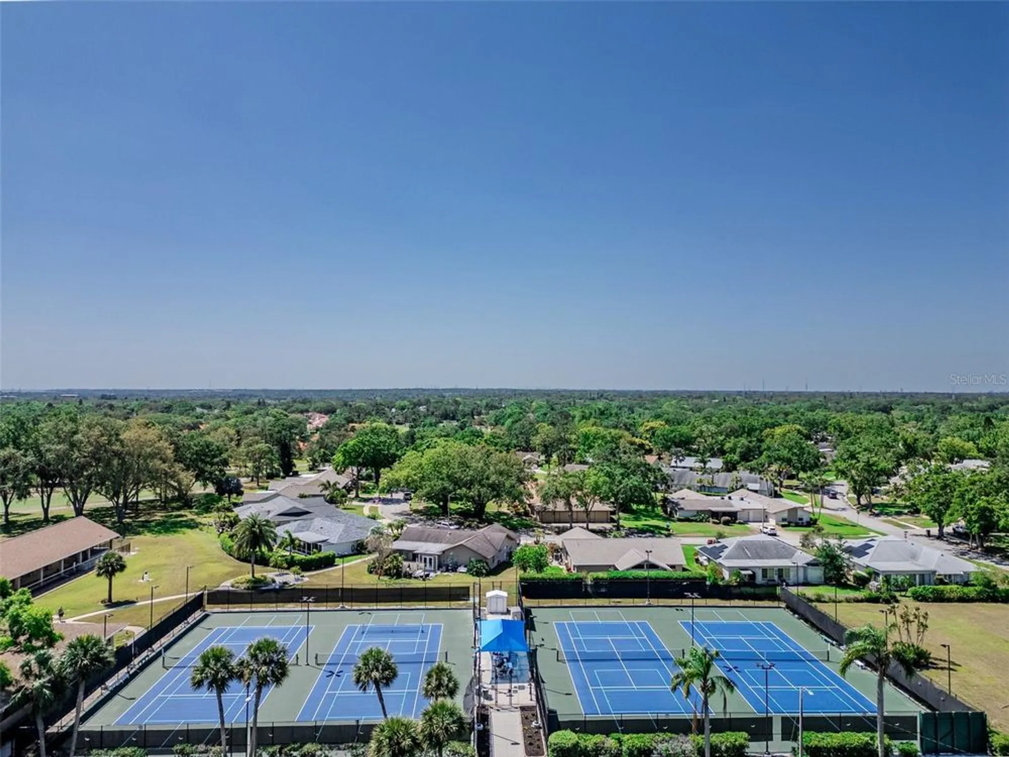 Property Slideshow image 28 of 32 | 2241 shelly dr d, Palm Harbor, FL, 34684