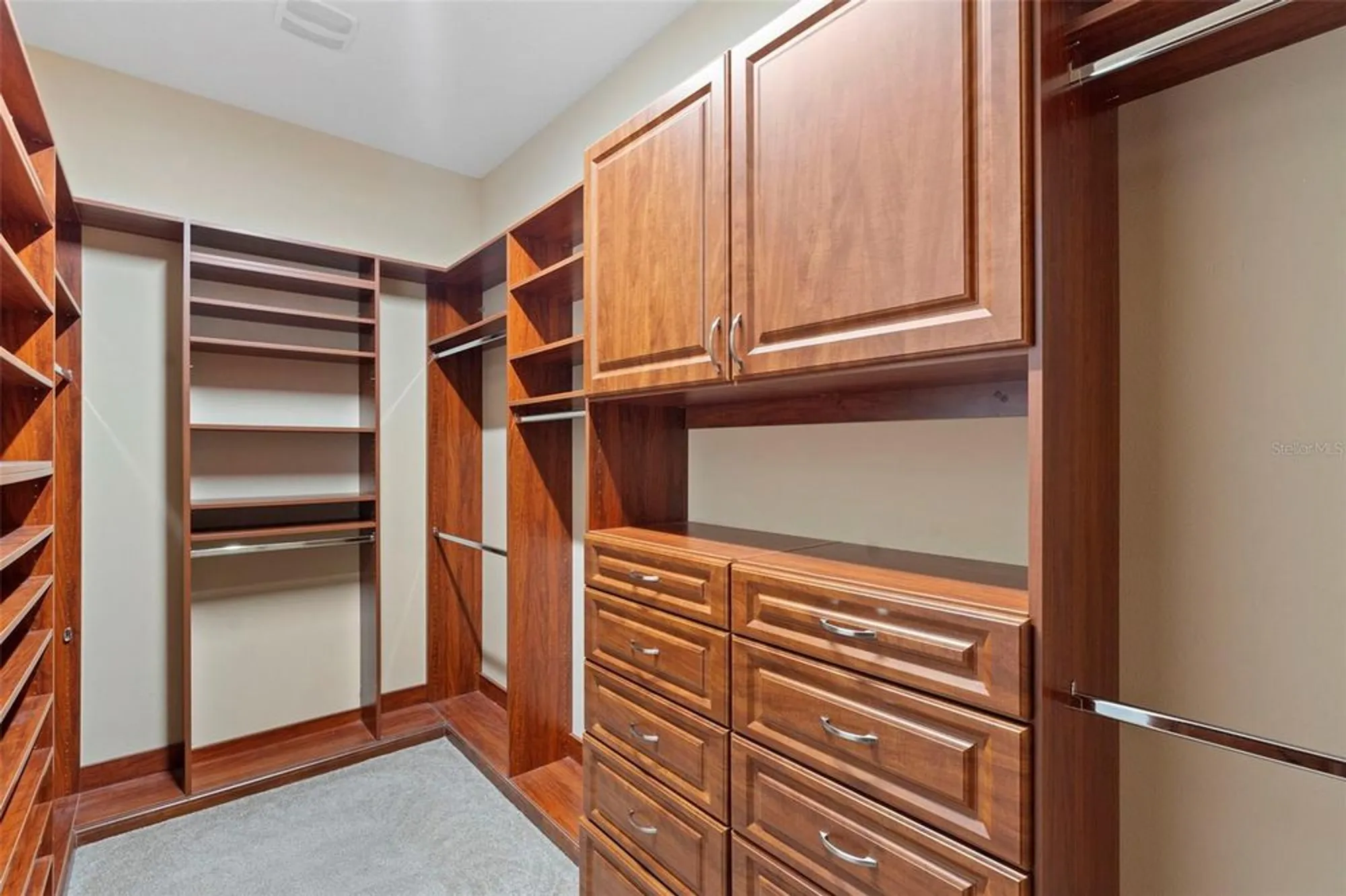 Property Slideshow image 36 of 47 | 1128 heron point way, Deland, FL, 32724