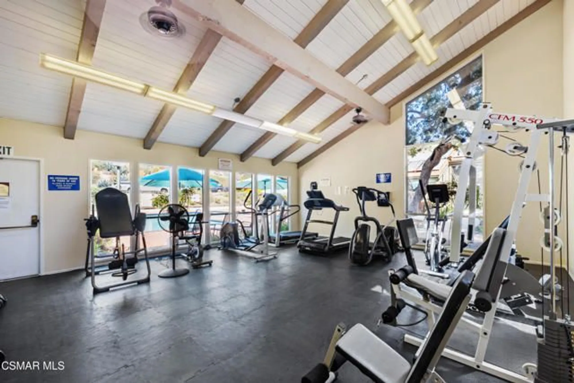 Property Slideshow image 55 of 62 | 224 oakleaf dr 105, Thousand Oaks, CA, 91360