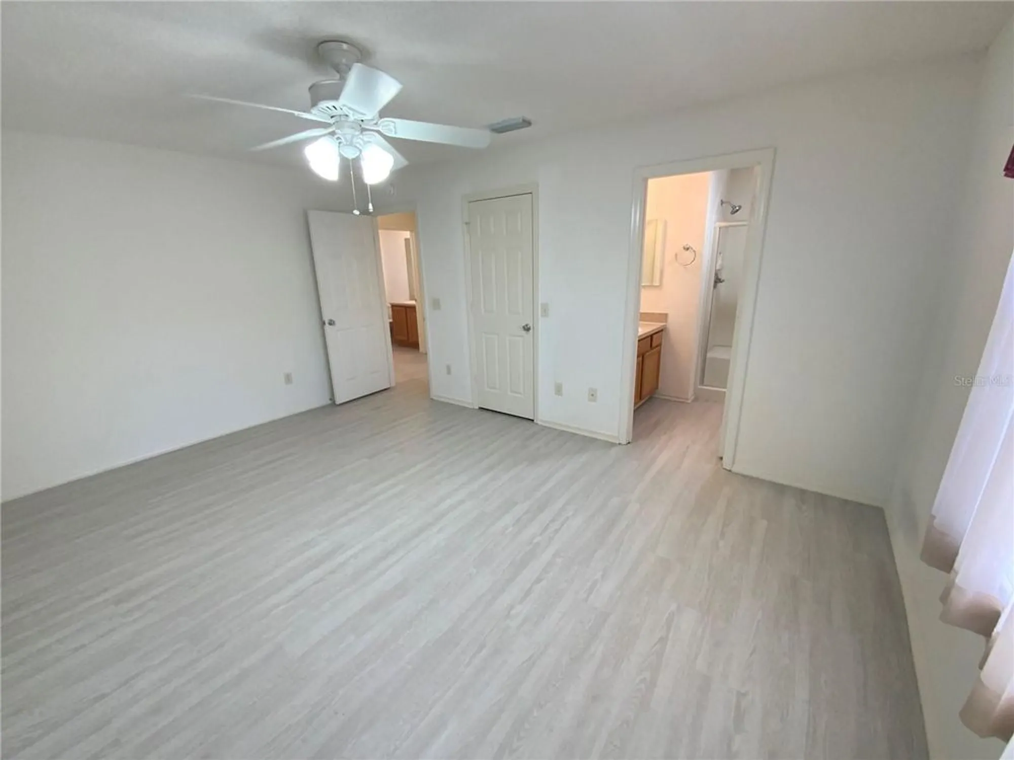 Property Slideshow image 9 of 16 | 317 rowesville ln, The Villages, FL, 32162