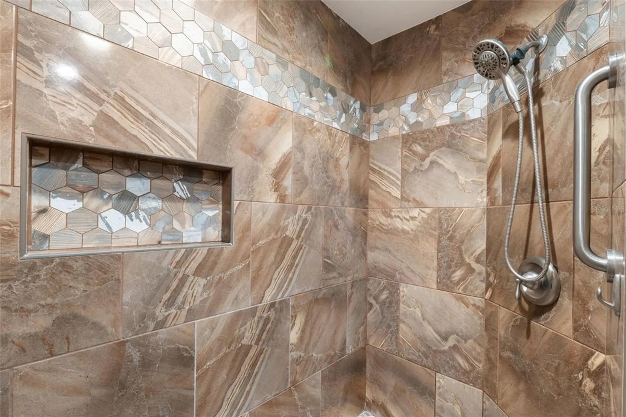 Property Slideshow image 26 of 49 | 1957 prairie dunes cir, Lakeland, FL, 33810