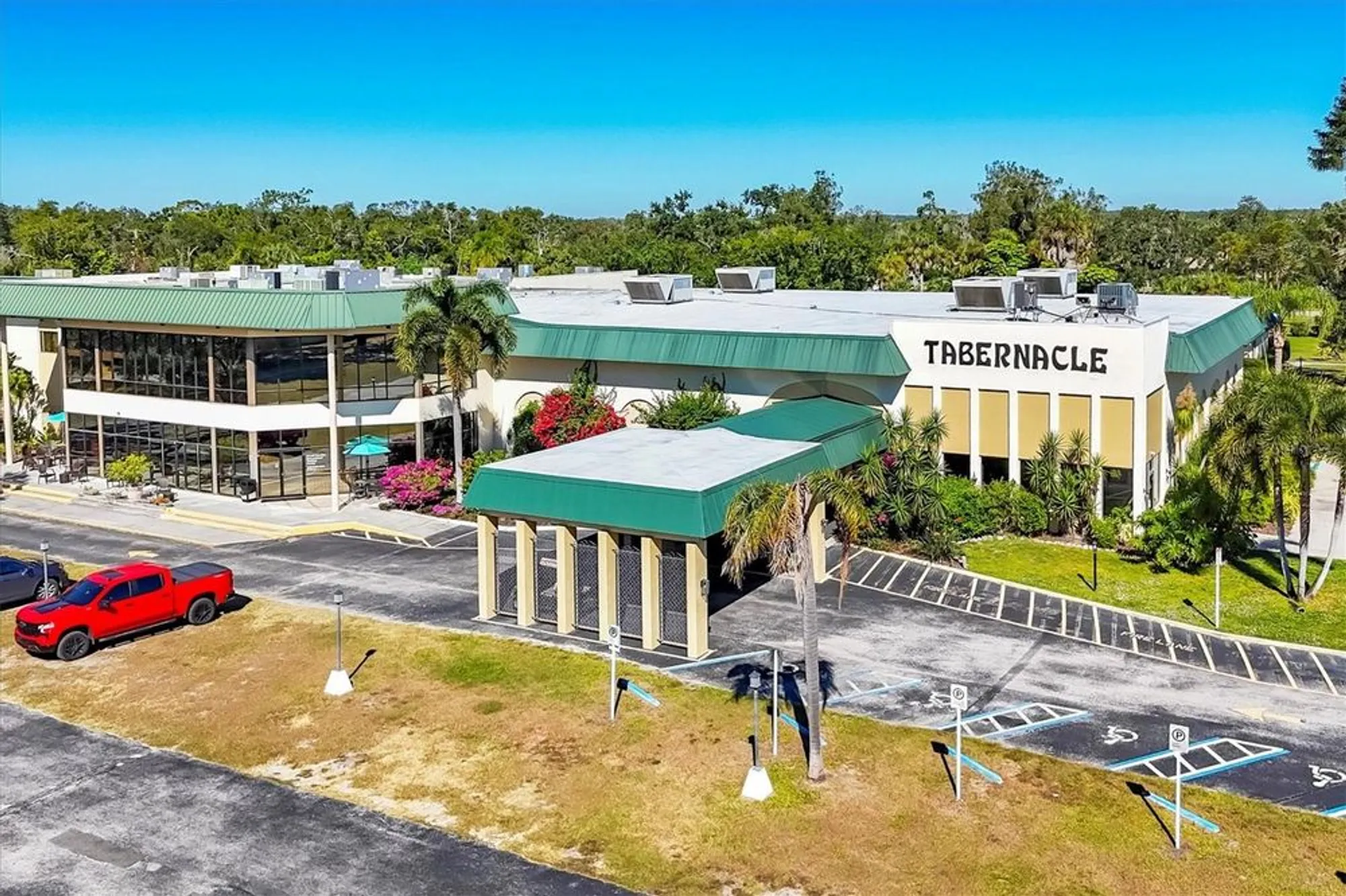 Property Slideshow image 28 of 34 | 1111 w faith cir apt 2004, Bradenton, FL, 34212