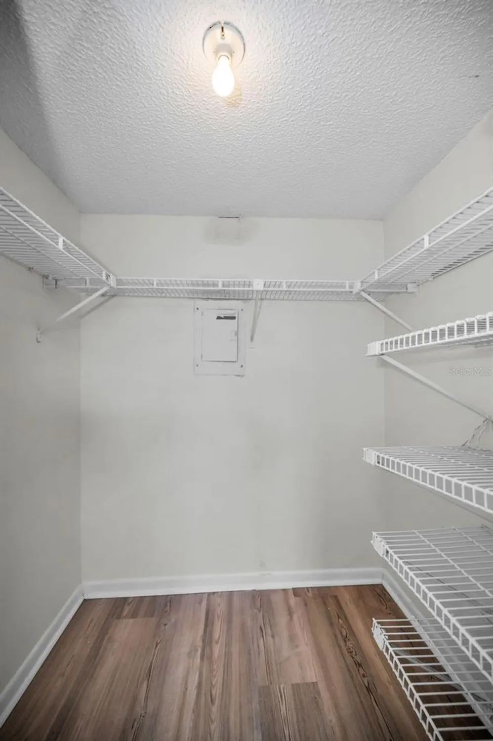 Property Slideshow image 25 of 59 | 970 virginia st 109, Dunedin, FL, 34698