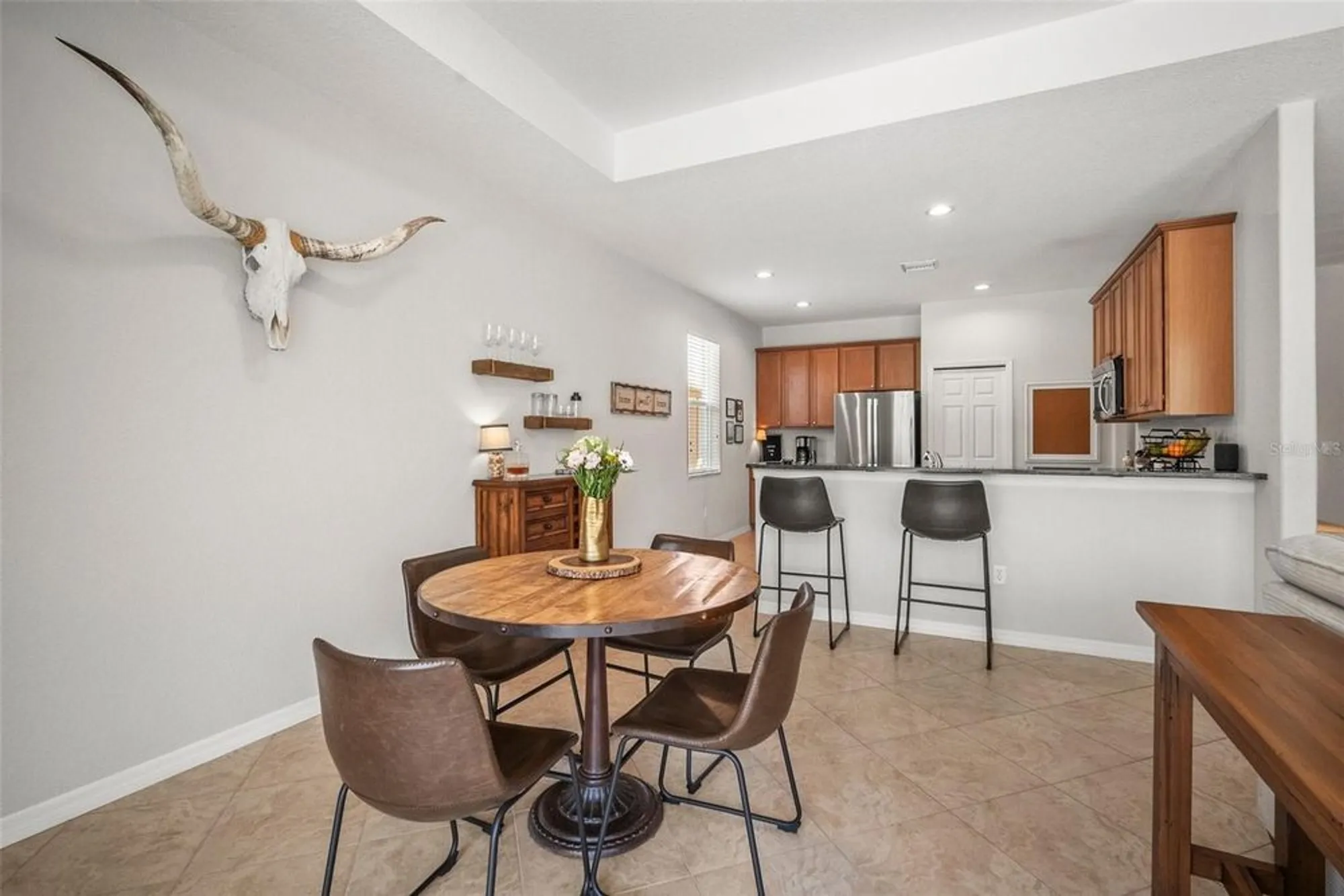 Property Slideshow image 9 of 52 | 358 river enclave ct, Bradenton, FL, 34212