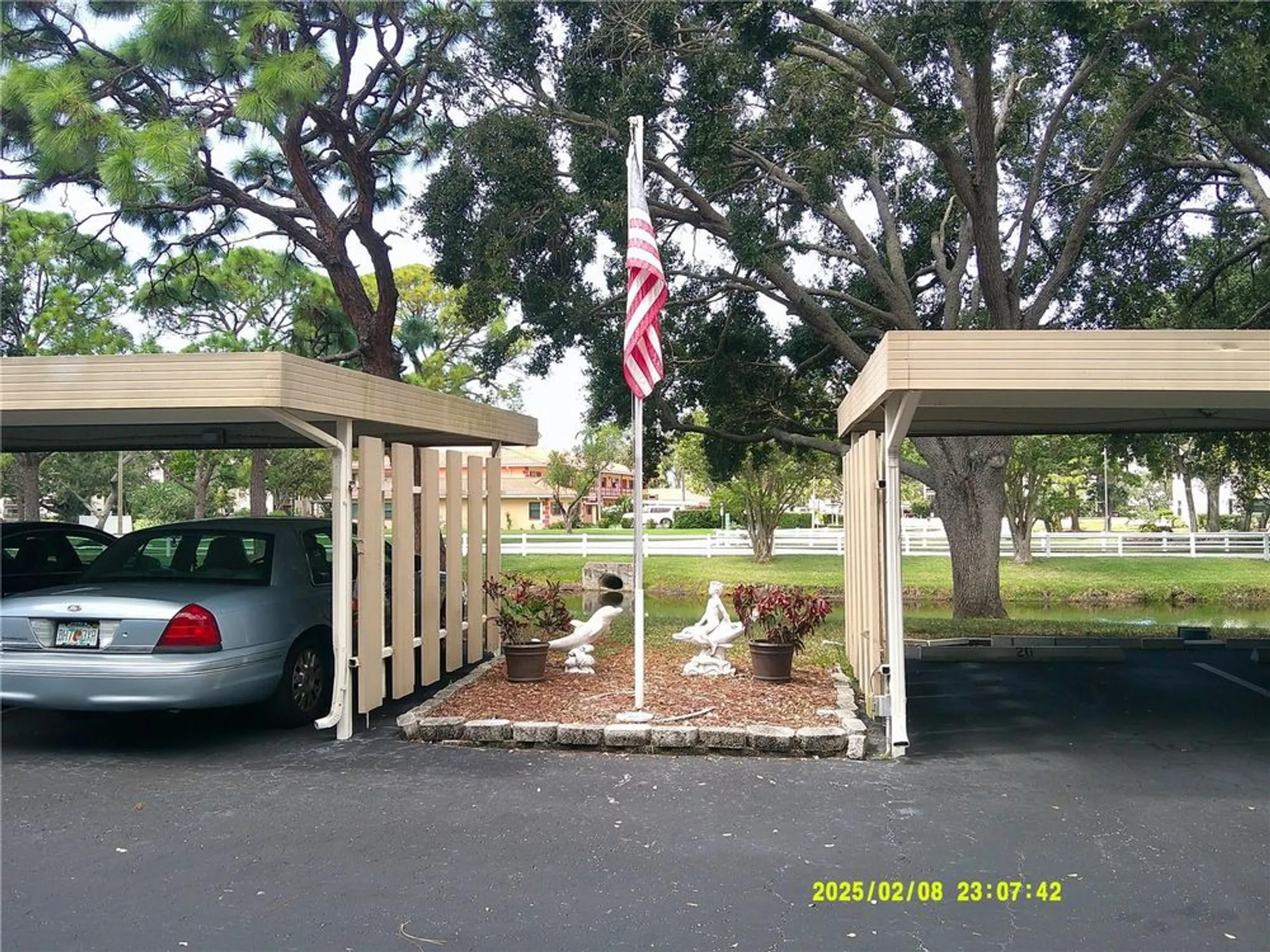 Property Slideshow image 32 of 40 | 6070 80th st n unit 215, St Petersburg, FL, 33709