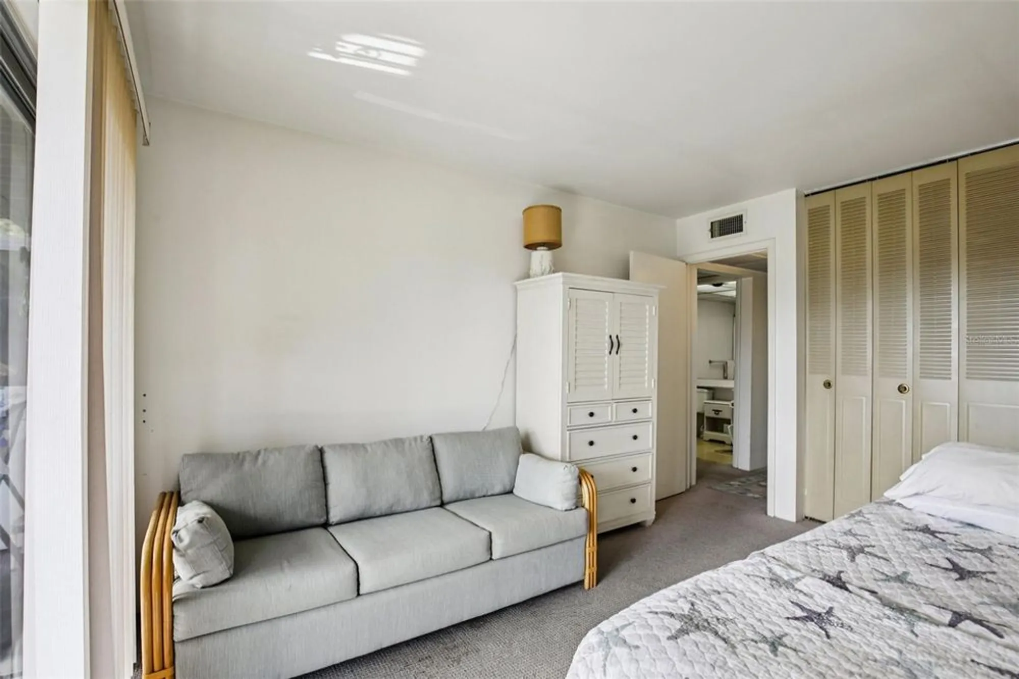 Property Slideshow image 16 of 51 | 201 kings blvd 13, Sun City Center, FL, 33573