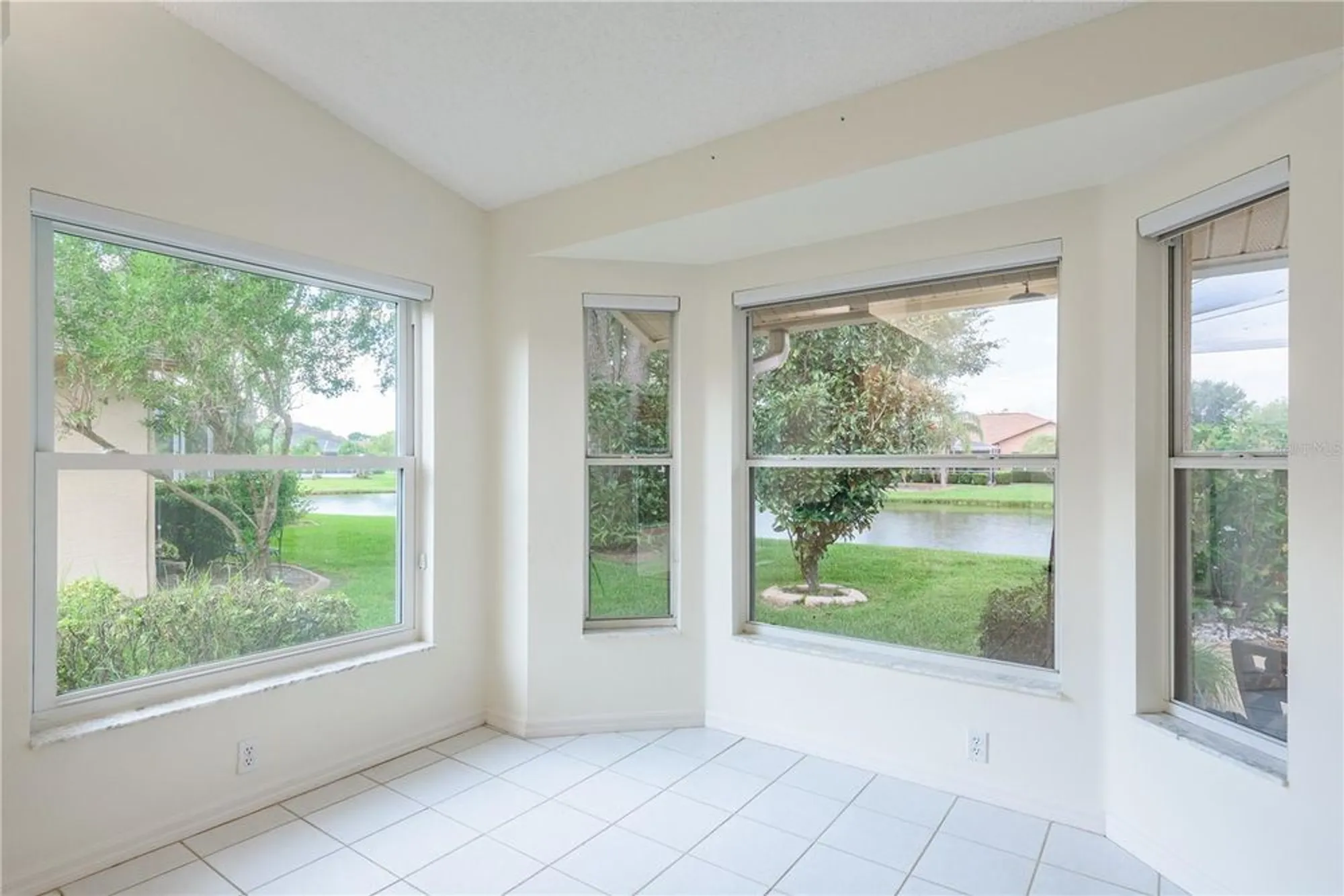 Property Slideshow image 26 of 49 | 1251 rambling vine ct, Trinity, FL, 34655