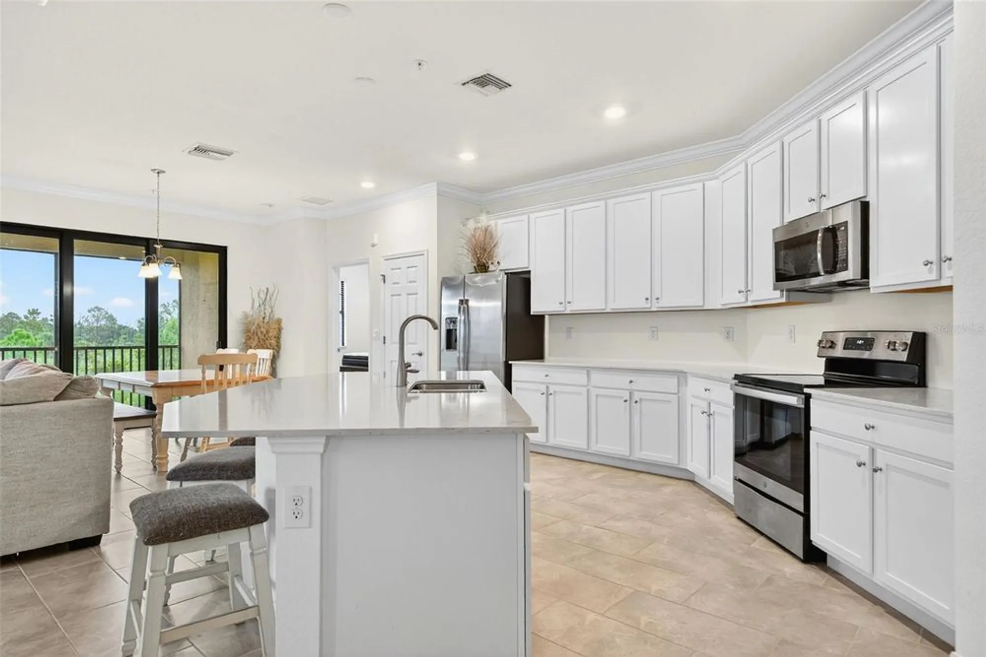 Property Slideshow image 23 of 91 | 10047 crooked creek dr 201, Venice, FL, 34293