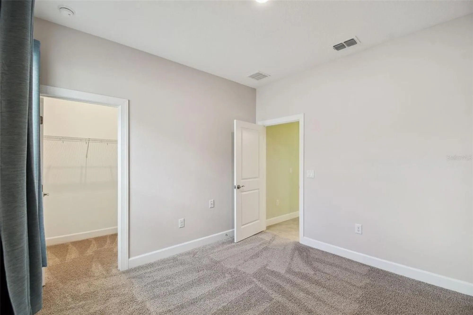 Property Slideshow image 23 of 53 | 204 bella cortina dr, Kissimmee, FL, 34759