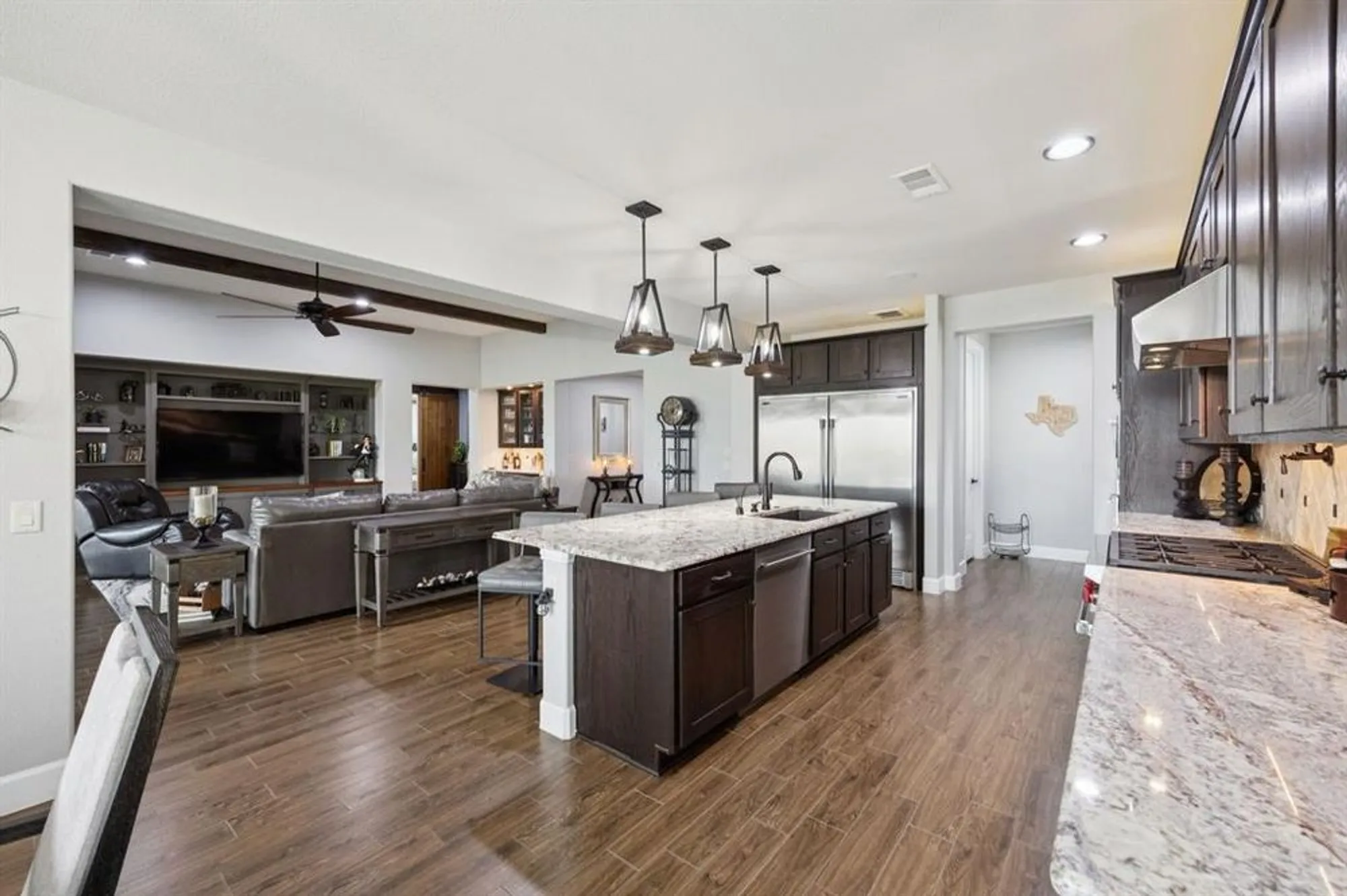 Property Slideshow image 8 of 38 | 12225 grosbeak dr, Denton, TX, 76207