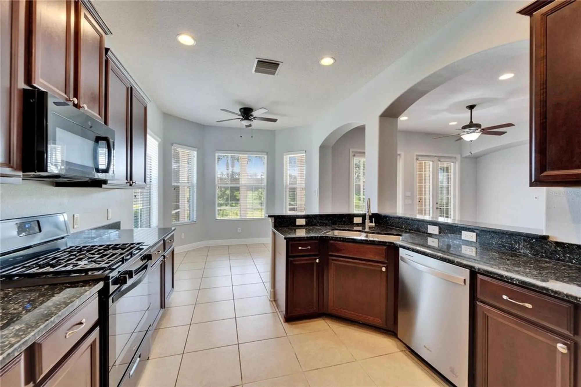 Property Slideshow image 28 of 100 | 410 manns harbor dr, Apollo Beach, FL, 33572