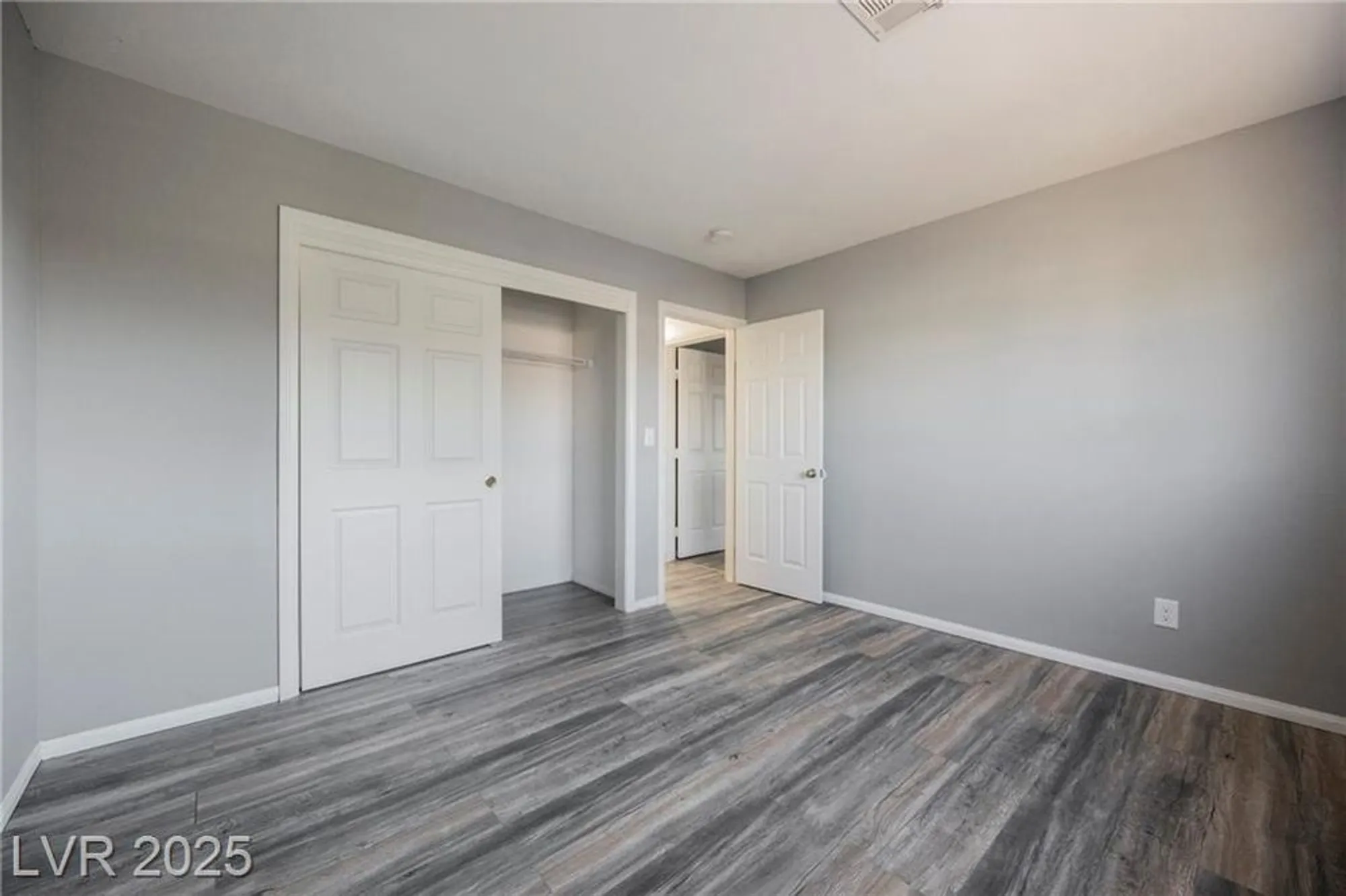 Property Slideshow image 58 of 66 | 5133 burr oak dr, Las Vegas, NV, 89130