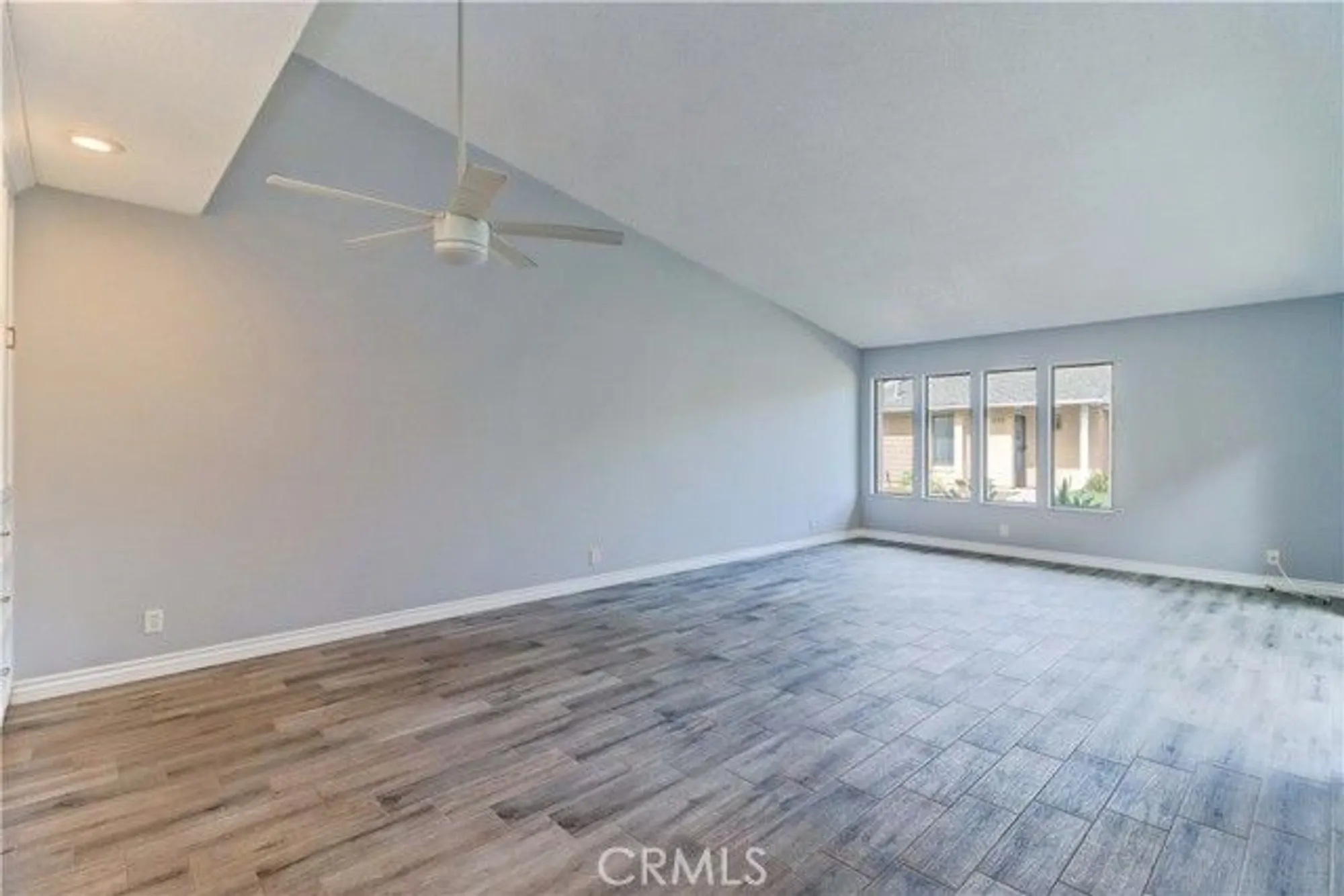 Property Slideshow image 7 of 63 | 8566 sierra cir 911-c, Huntington Beach, CA, 92646