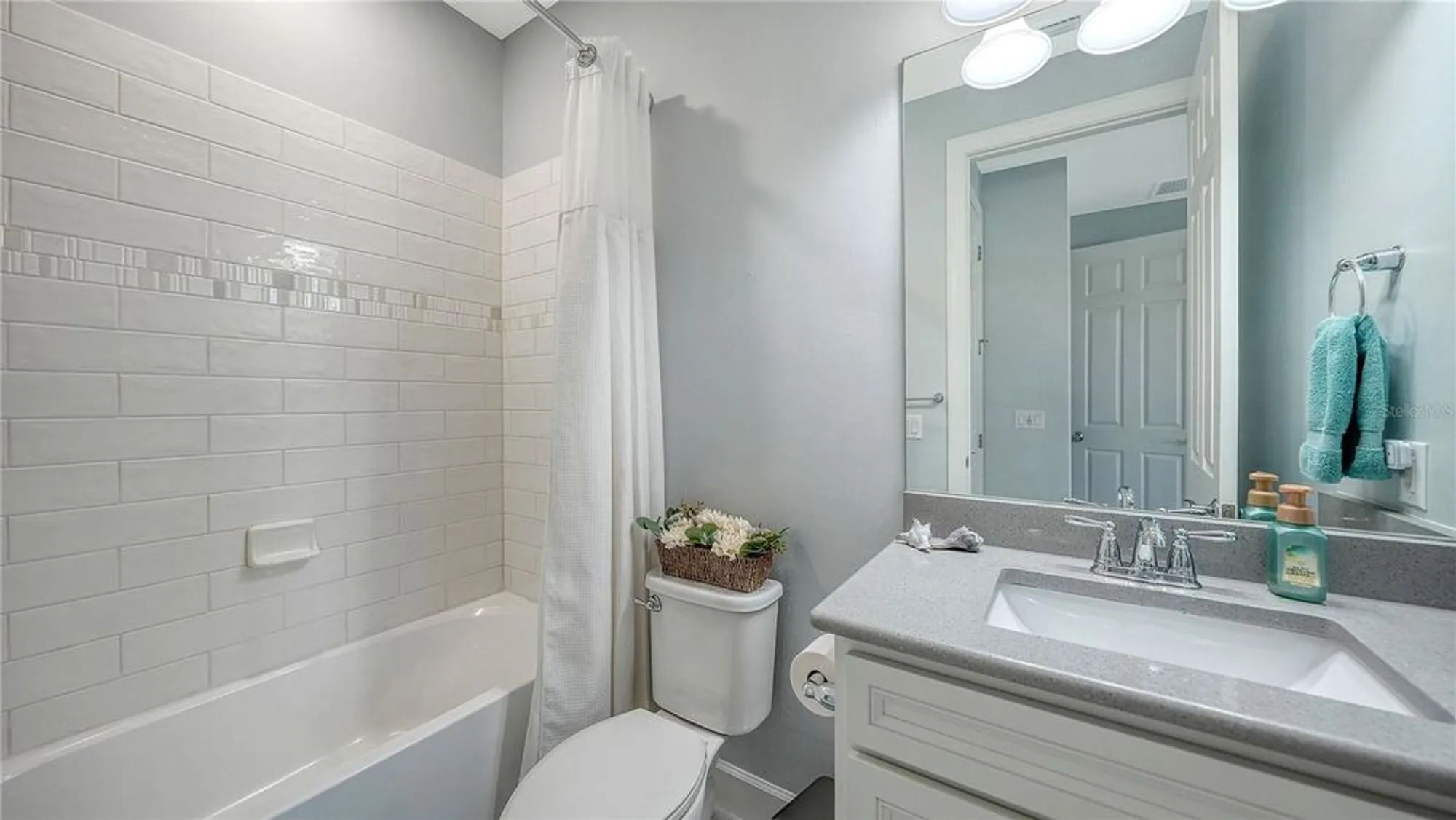 Property Slideshow image 26 of 59 | 5595 rain lily ct, Sarasota, FL, 34238