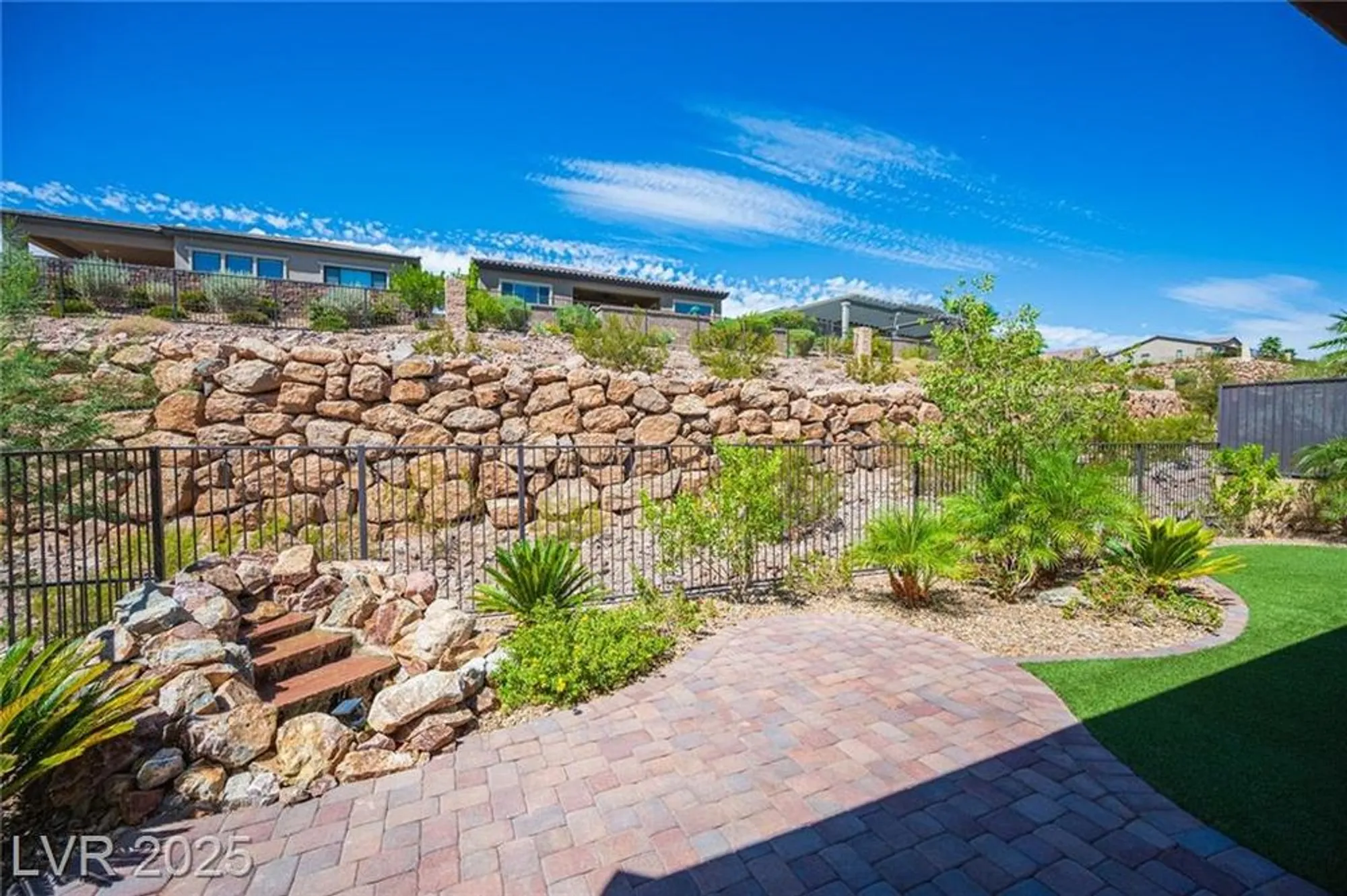 Property Slideshow image 26 of 55 | 35 cliffwater st, Henderson, NV, 89011