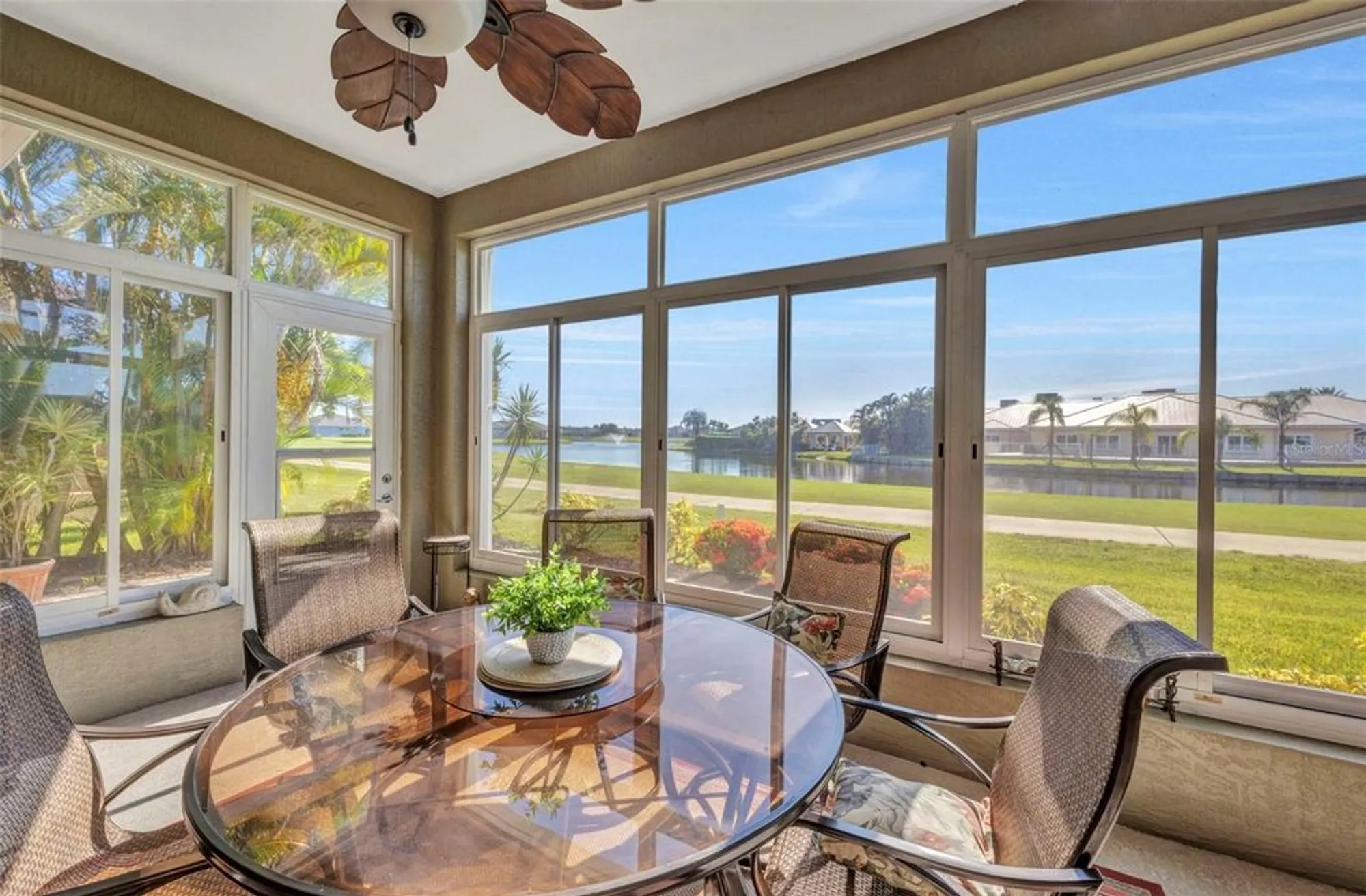 Property Slideshow image 15 of 46 | 1888 knights bridge trl, Port Charlotte, FL, 33980