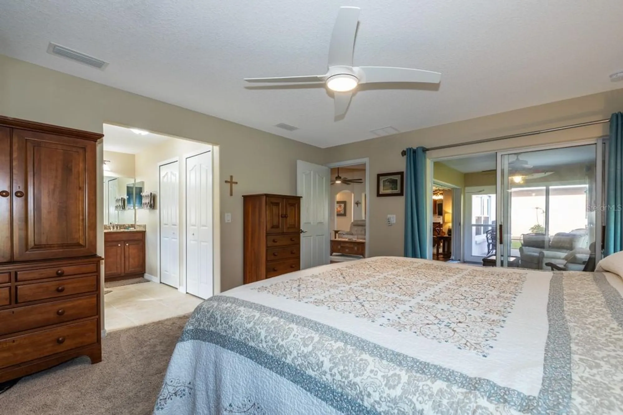 Property Slideshow image 12 of 42 | 27400 stoney brook dr, Leesburg, FL, 34748