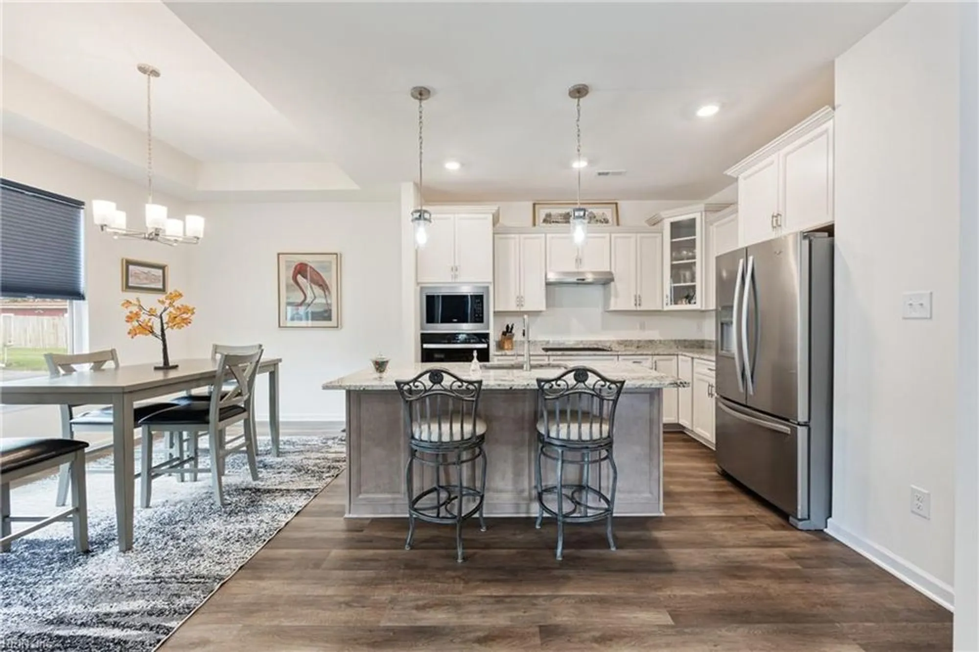 Property Slideshow image 6 of 39 | 221 richmond ave, Smithfield, VA, 23430