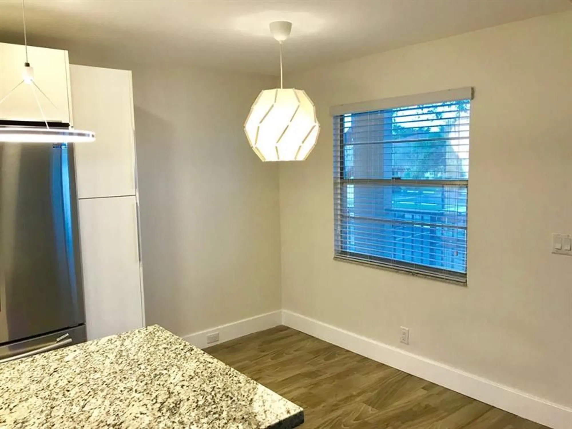 Property Slideshow image 11 of 19 | 300 sw 134th way e210, Pembroke Pines, FL, 33027