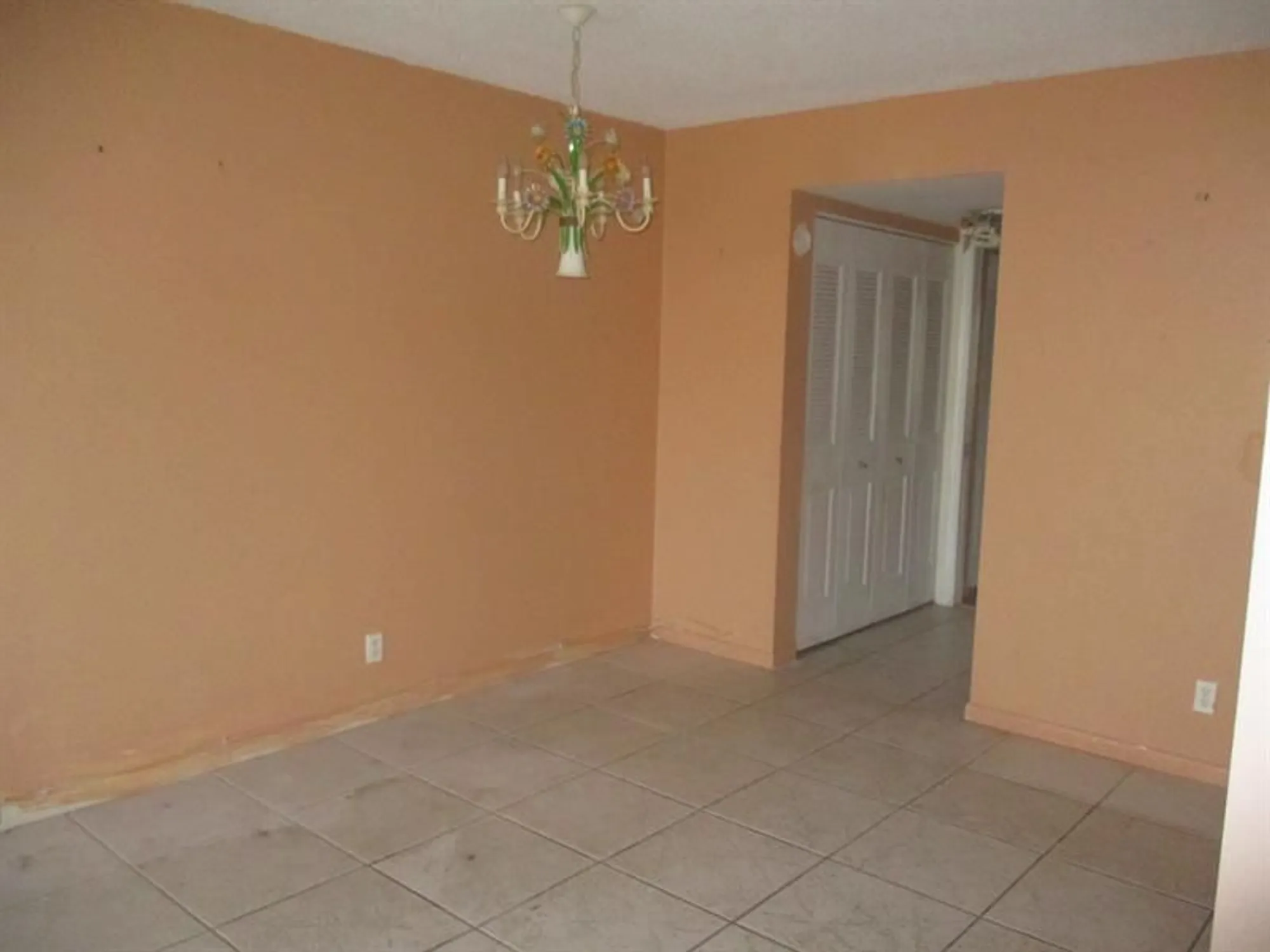 Property Slideshow image 3 of 9 | 427 windsor s # 427, West Palm Beach, FL, 33417