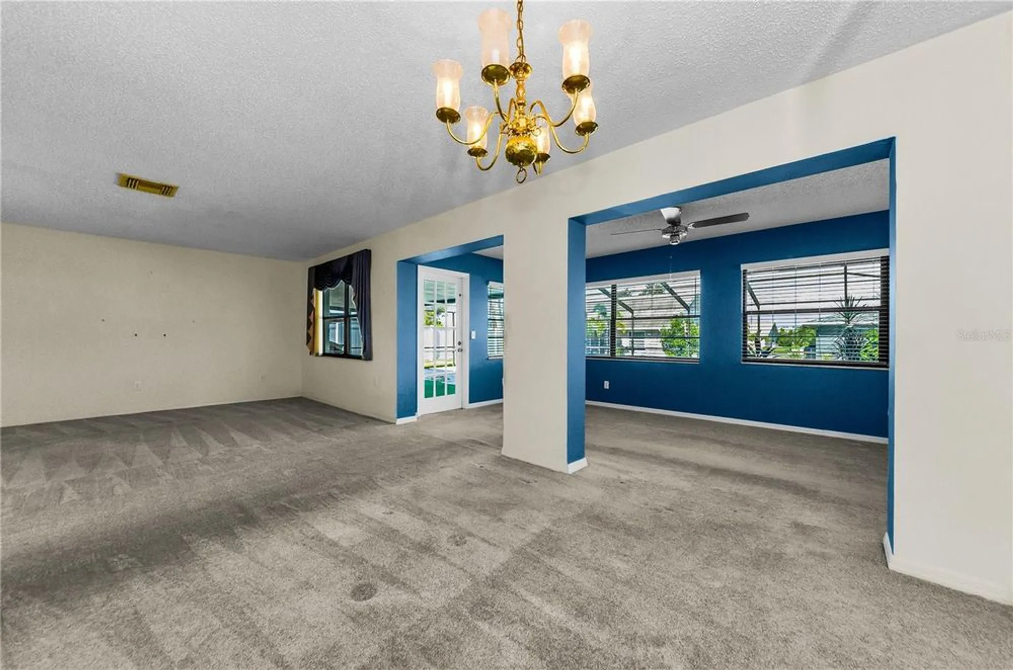 Property Slideshow image 11 of 65 | 675 fort duquesna dr, Sun City Center, FL, 33573