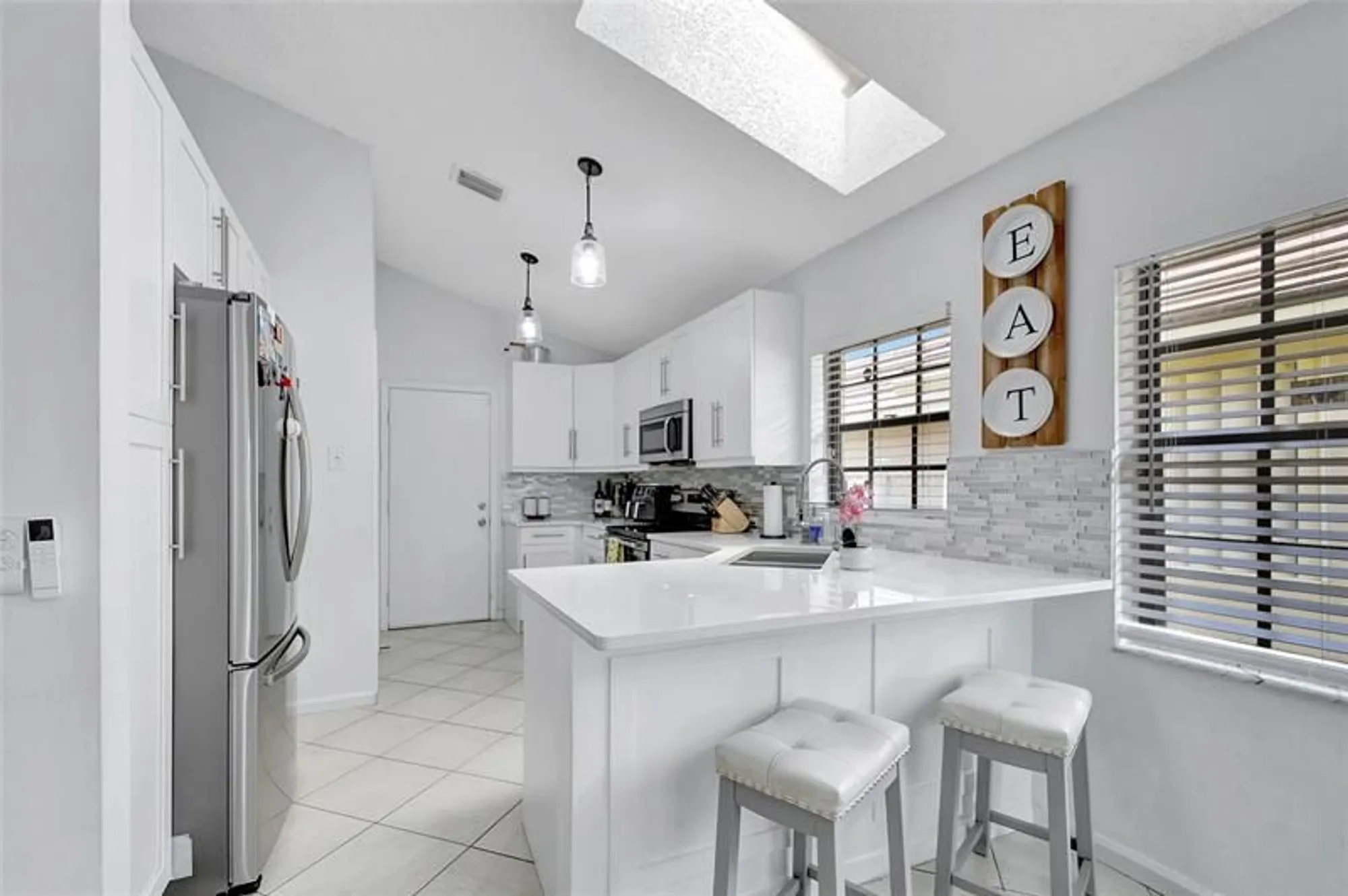 Property Slideshow image 14 of 18 | 8071 popash ct, Boynton Beach, FL, 33472