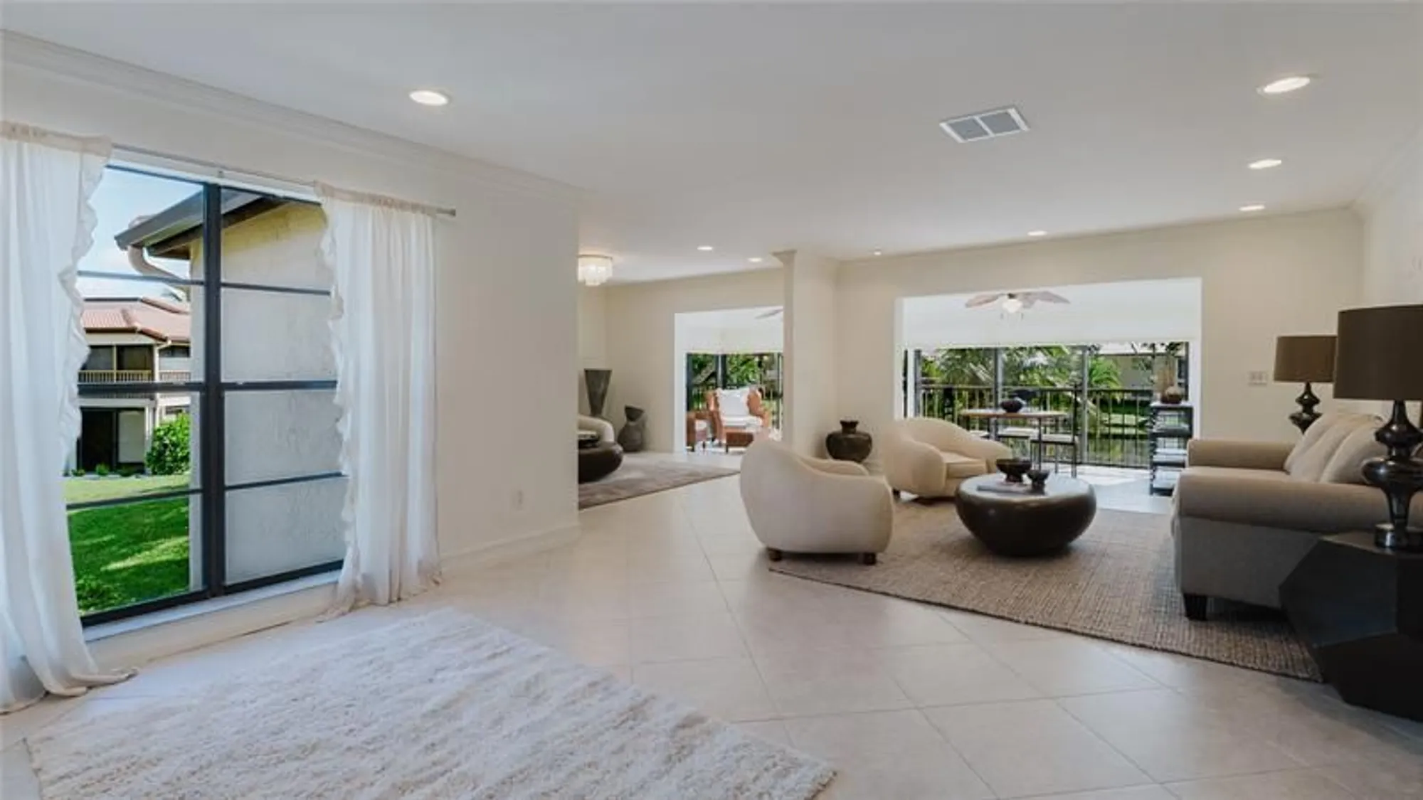Property Slideshow image 26 of 32 | 9277 vista del lago apt 39b, Boca Raton, FL, 33428