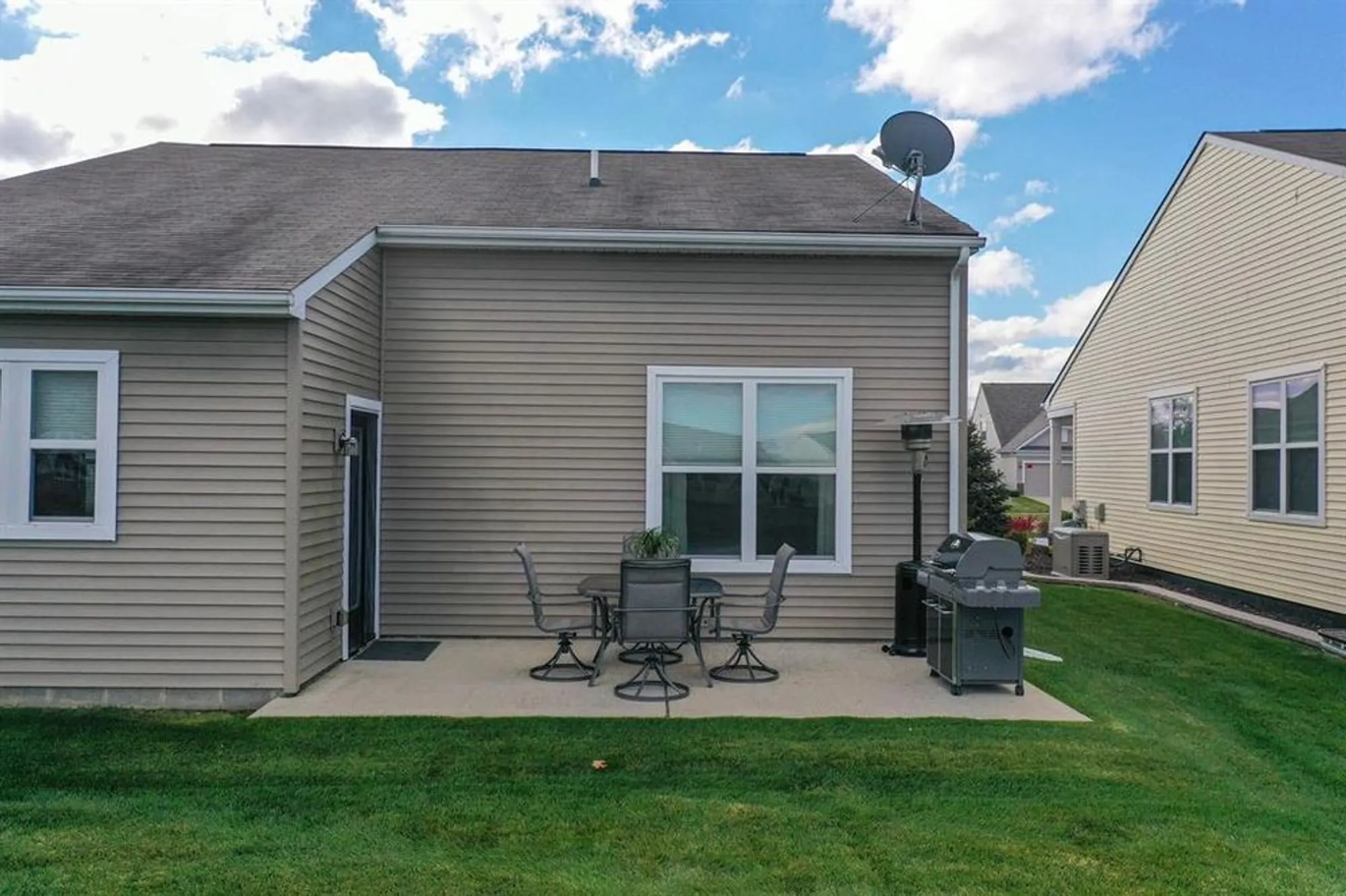 Property Slideshow image 24 of 60 | 9411 saint andrews dr, Grand Blanc, MI, 48439