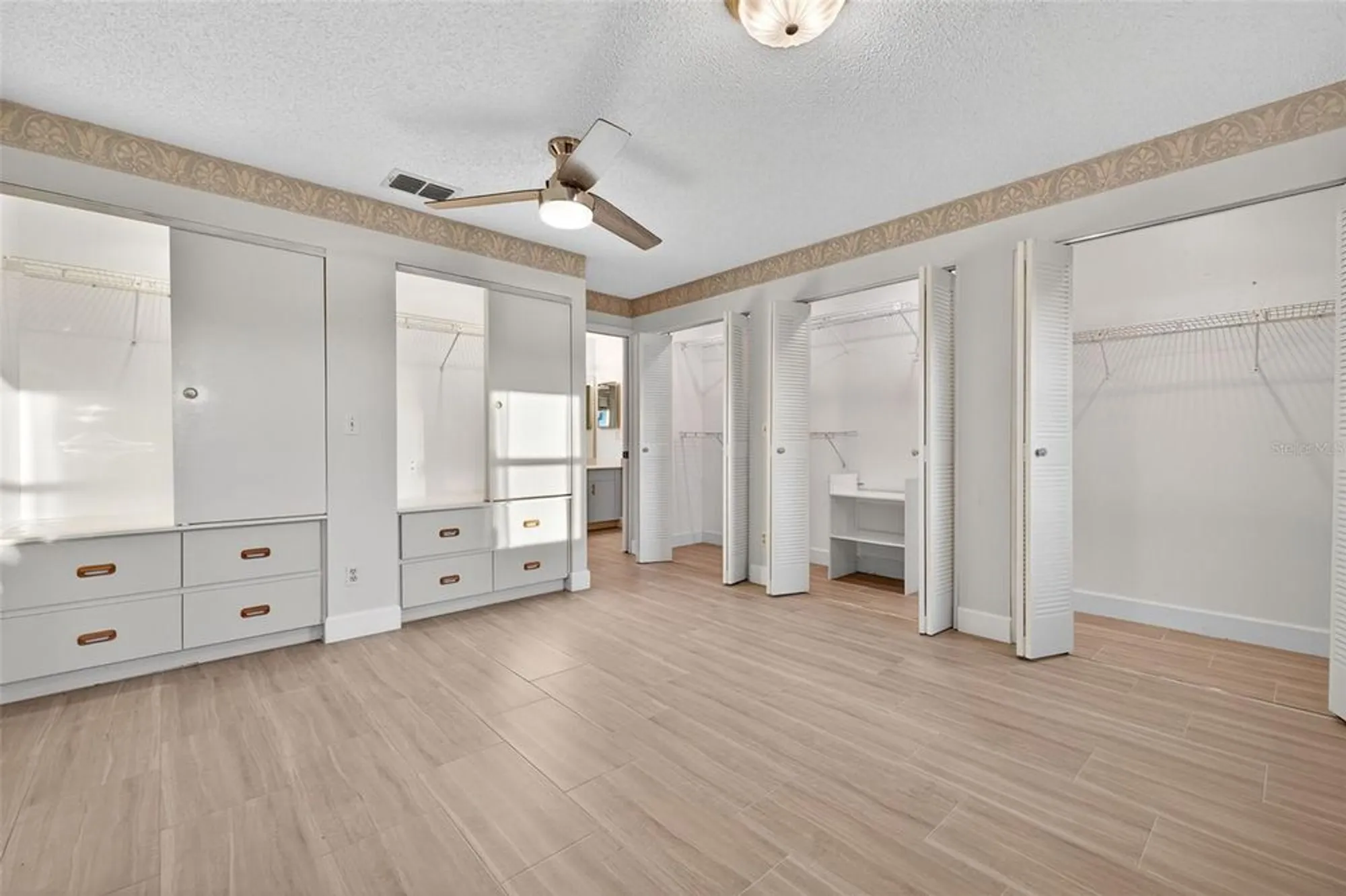 Property Slideshow image 17 of 25 | 2509 locksley st # 237, Sun City Center, FL, 33573