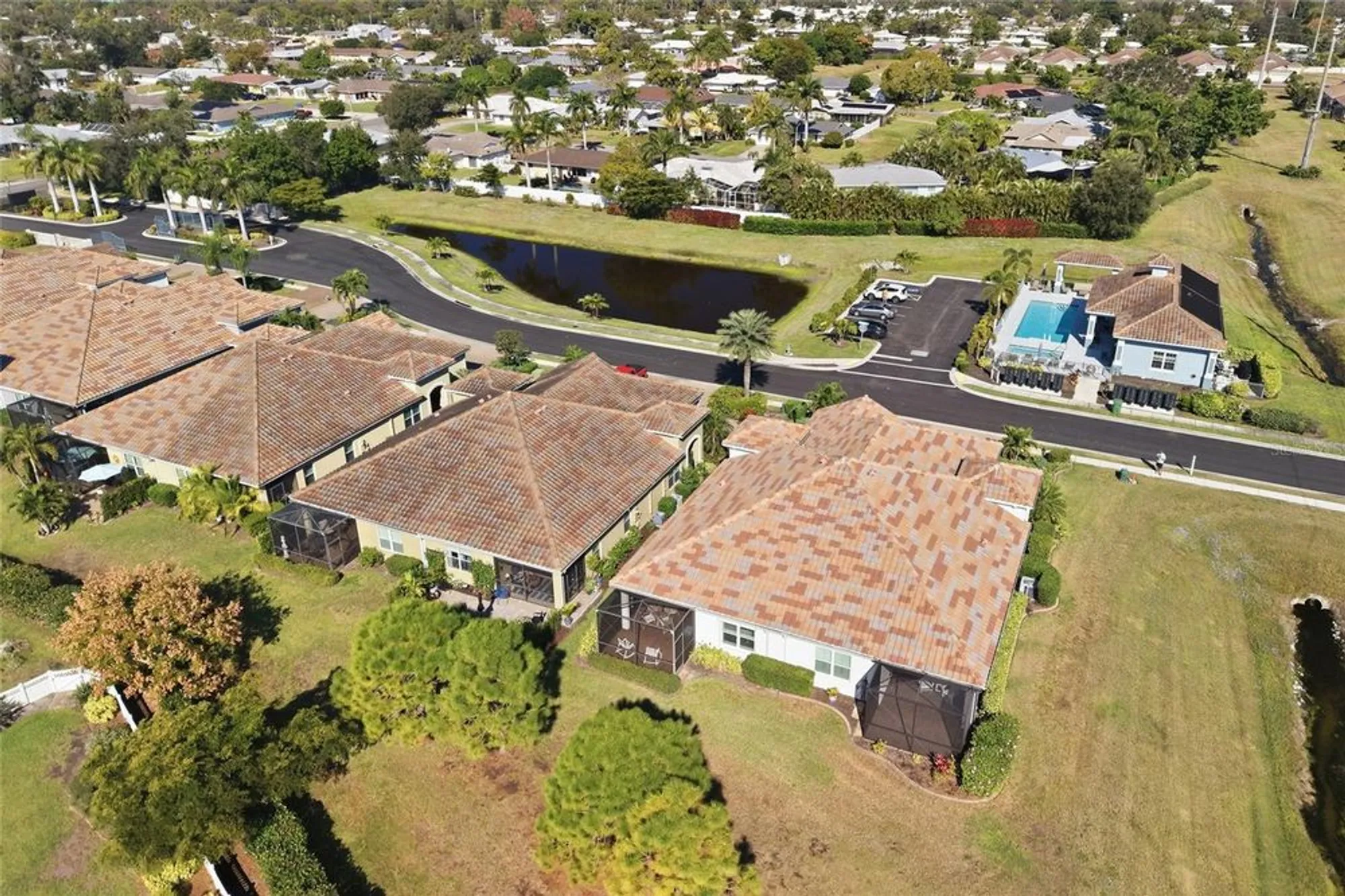 Property Slideshow image 42 of 50 | 7105 vista bella dr, Bradenton, FL, 34209