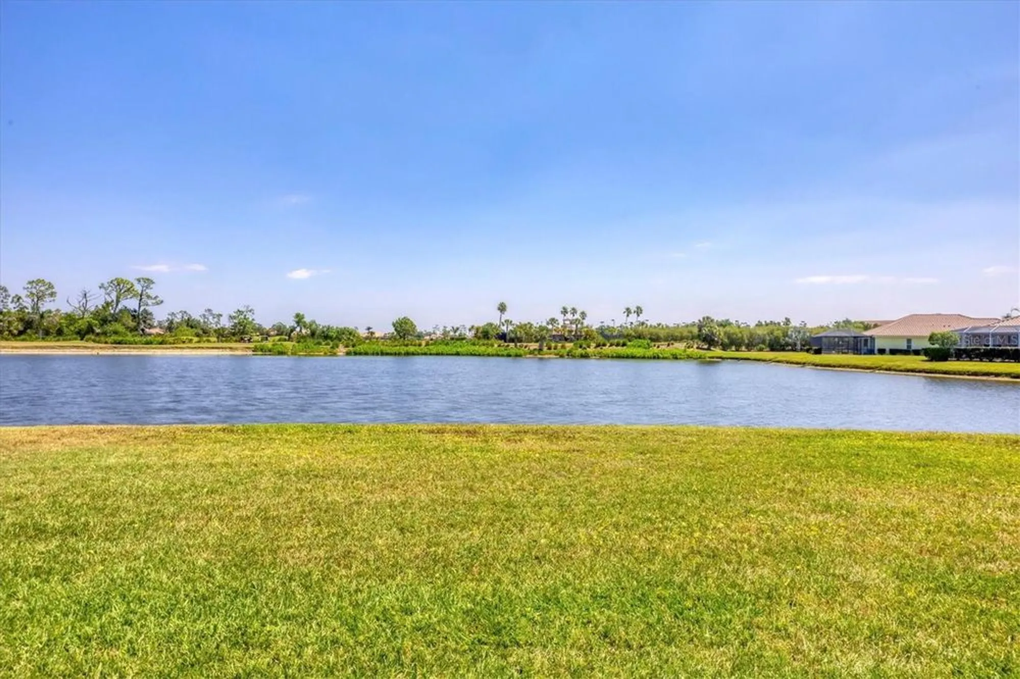 Property Slideshow image 33 of 66 | 4427 blue heron cir, North Port, FL, 34287