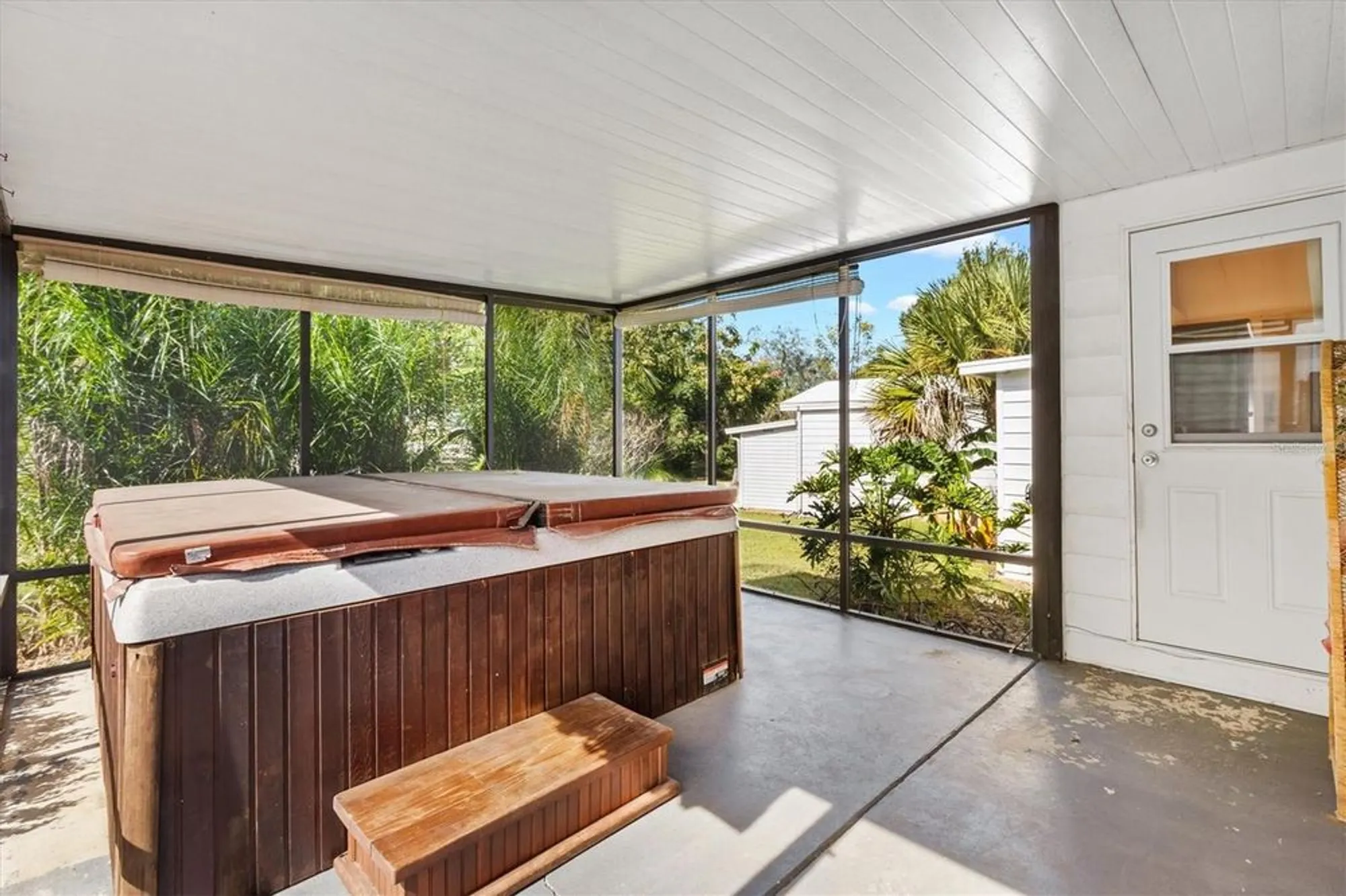 Property Slideshow image 26 of 37 | 407 tarrson blvd, The Villages, FL, 32159