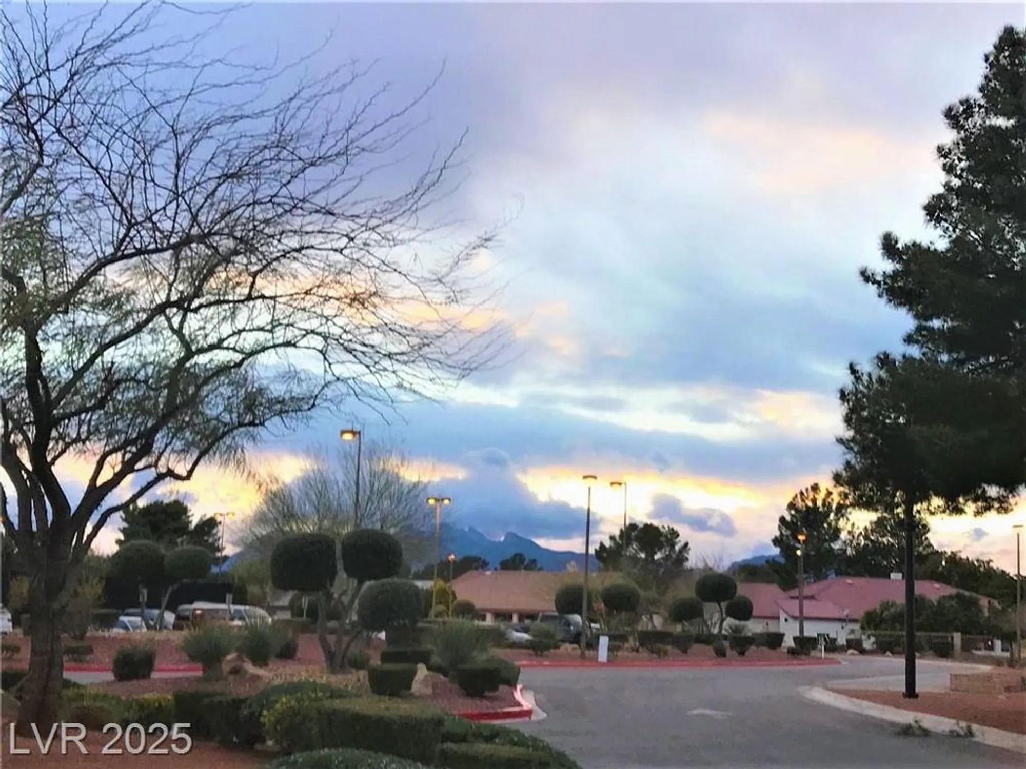 Property Slideshow image 40 of 47 | 5553 singing hills dr, Las Vegas, NV, 89130