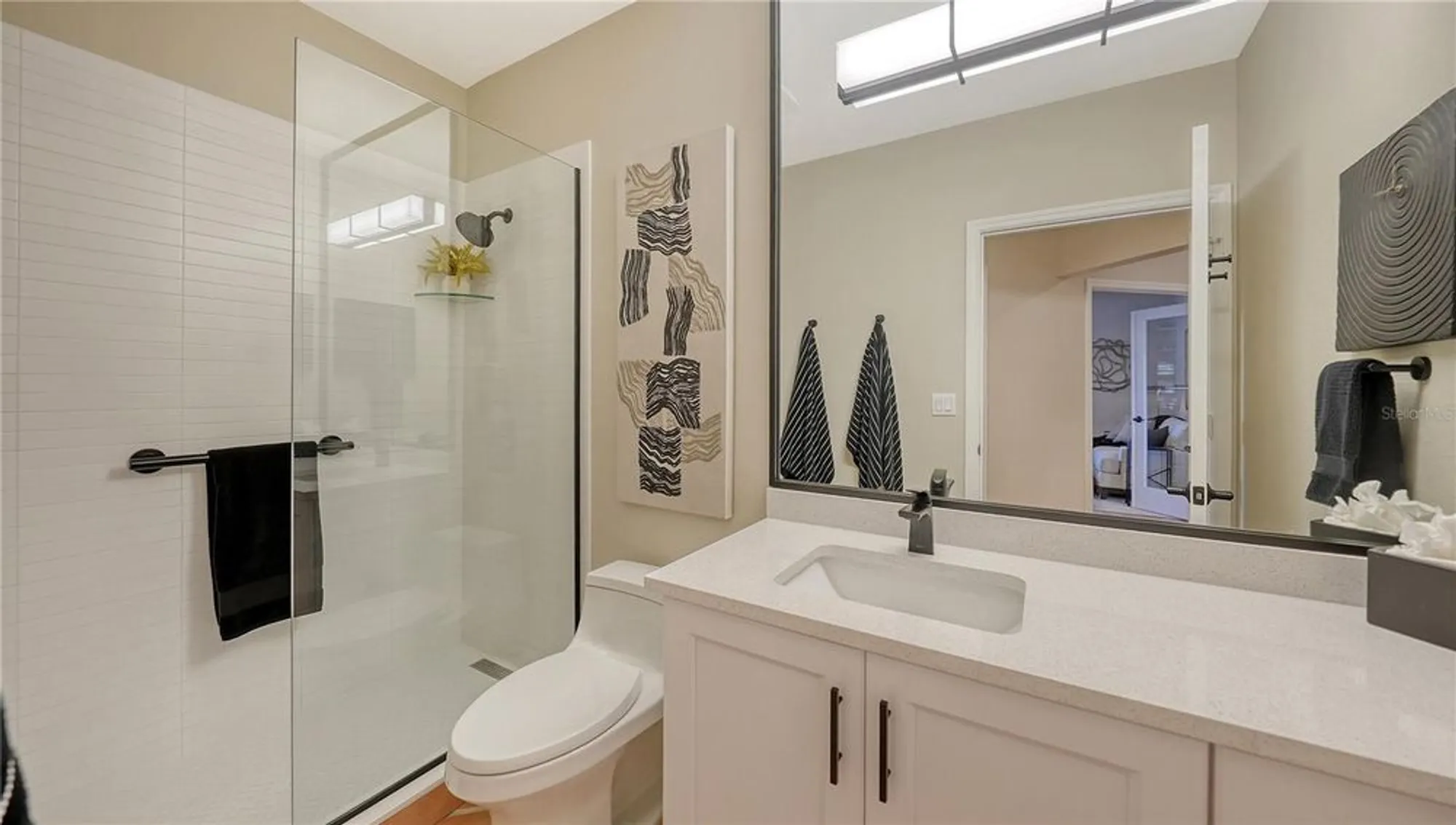 Property Slideshow image 33 of 65 | 5440 eagles point cir apt 104, Sarasota, FL, 34231