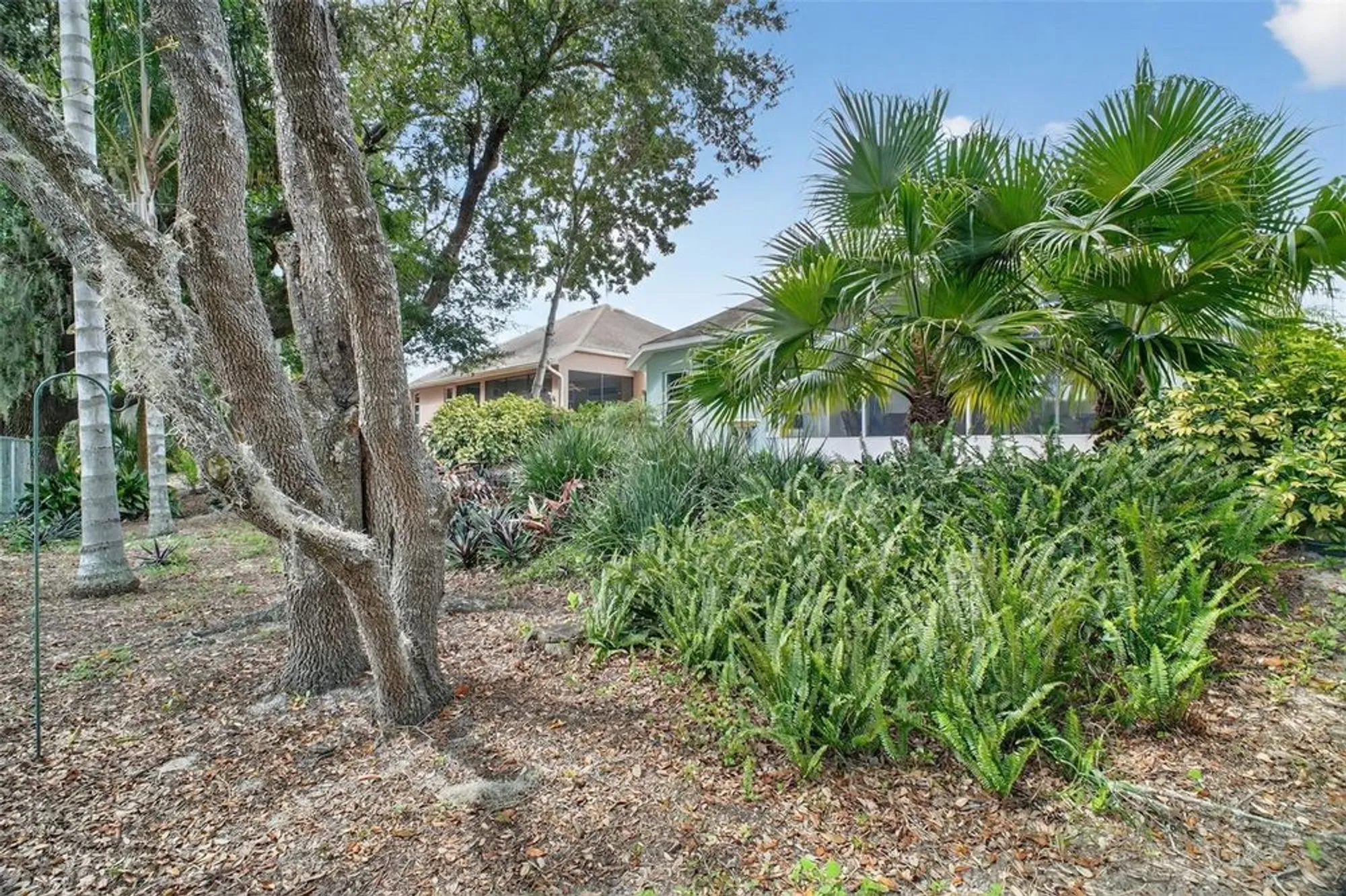 Property Slideshow image 36 of 63 | 8252 bridgeport bay cir, Mount Dora, FL, 32757