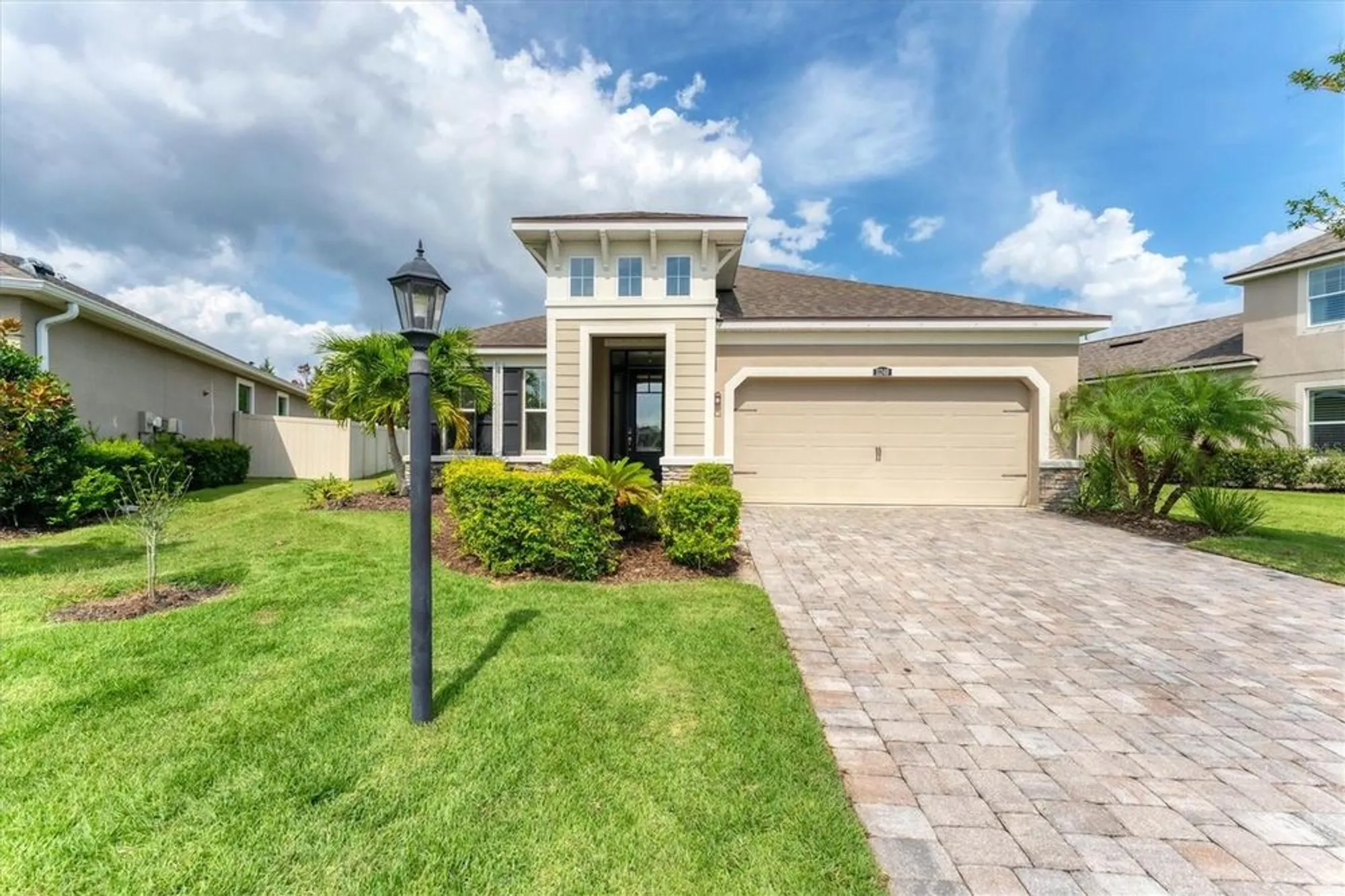 Property Slideshow image 3 of 45 | 11240 spring gate trl, Bradenton, FL, 34211